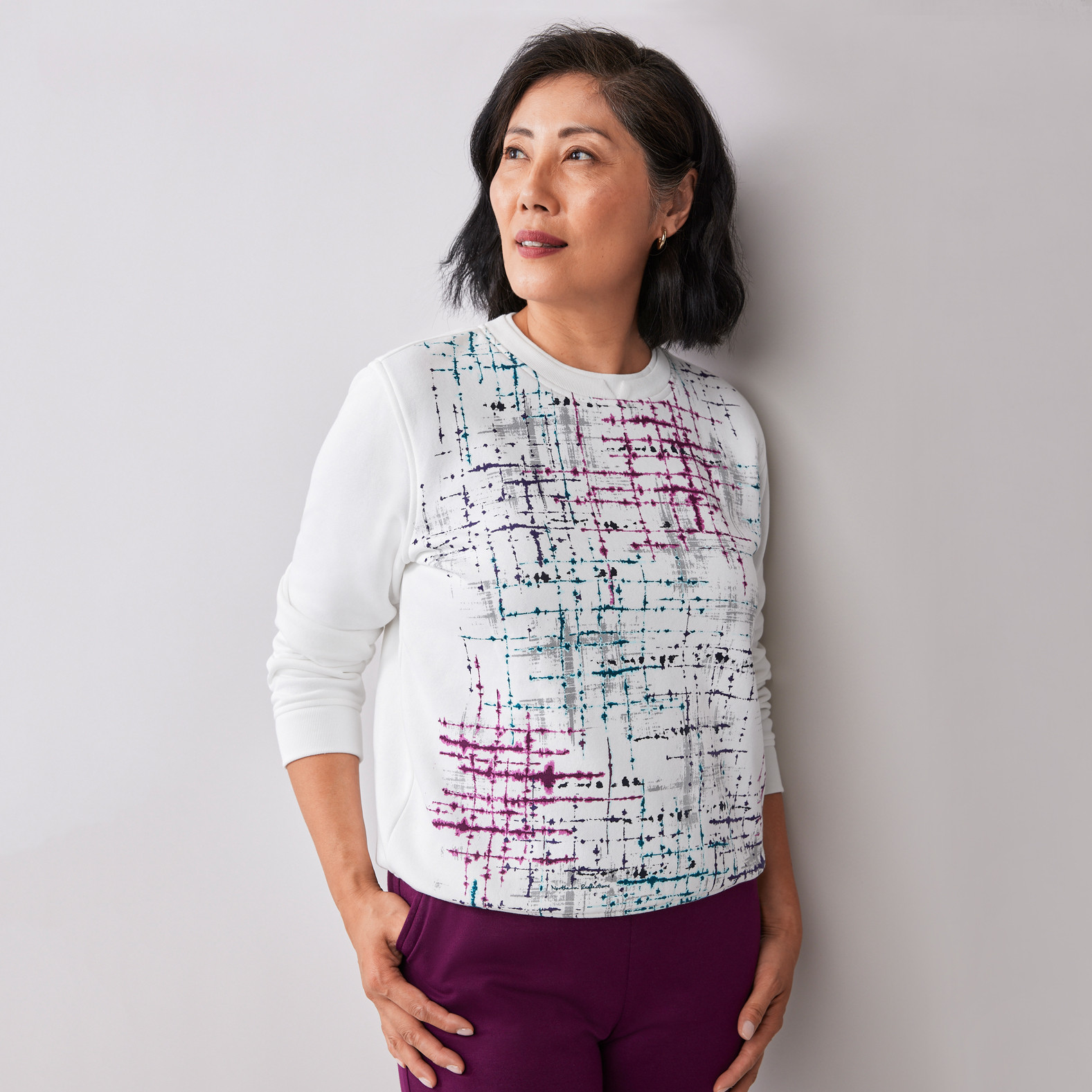 Women's White Petite Graphic Fleece Sweatshirt