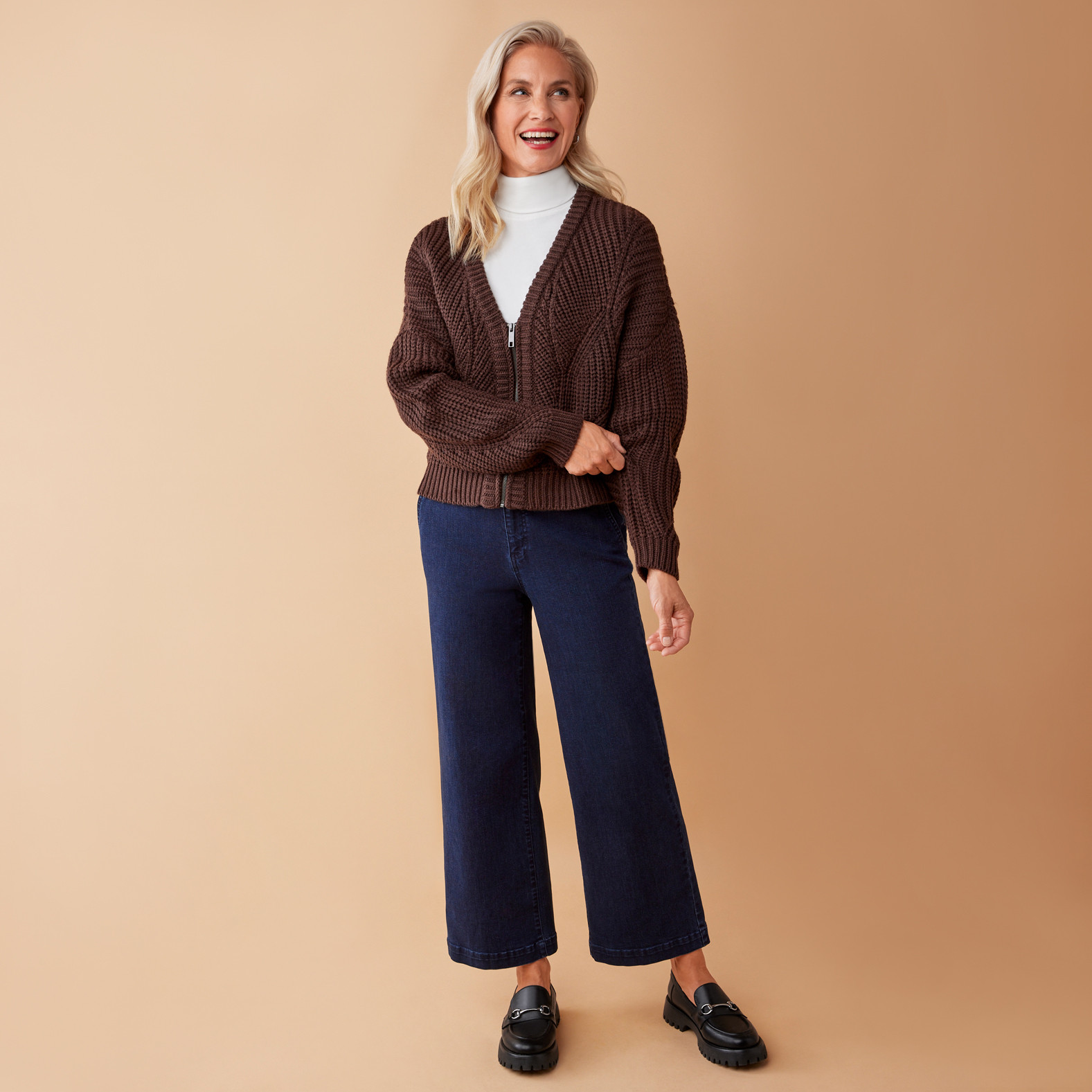 Chunky Cropped Cardigan Full Body