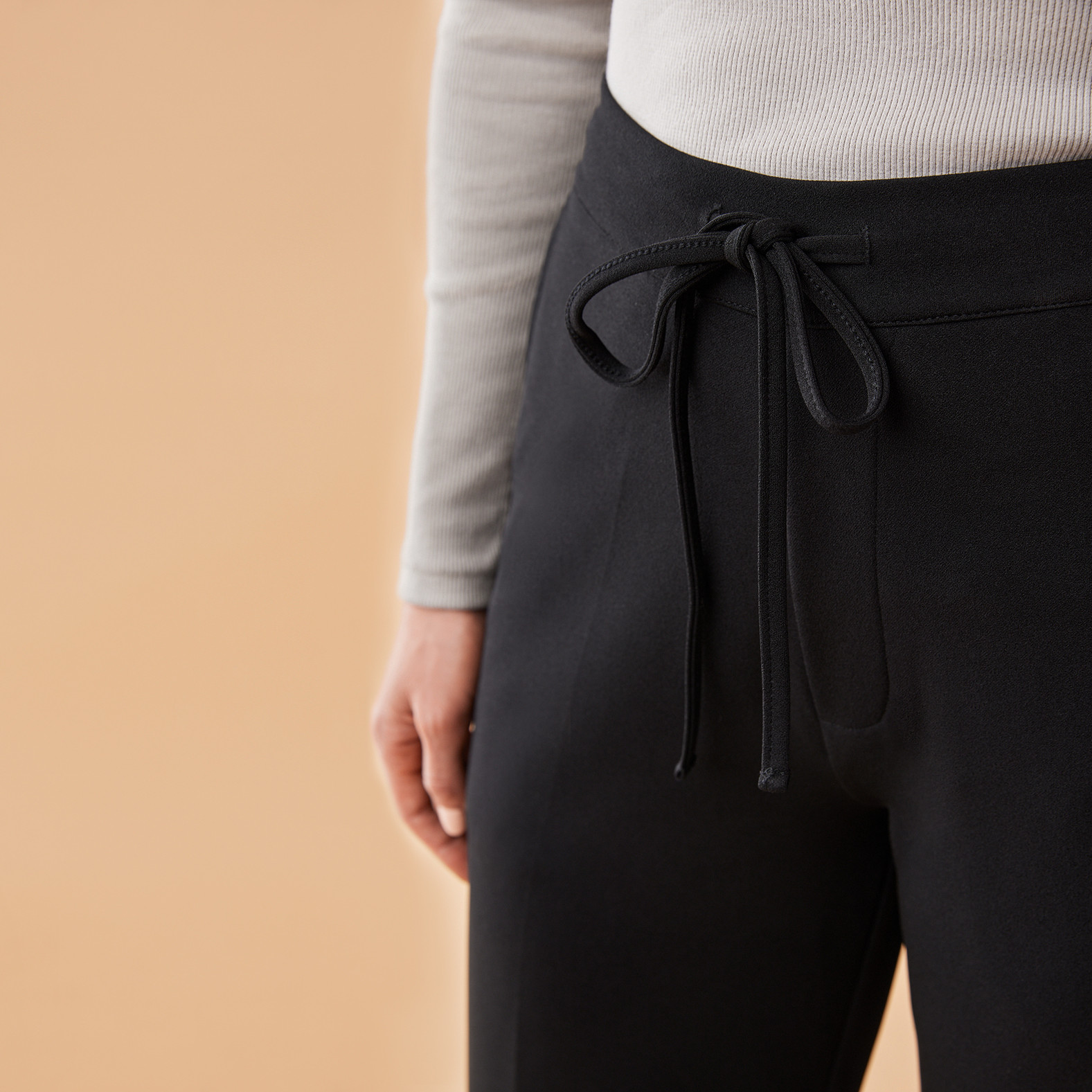 Soft Cargo Pant Close Up