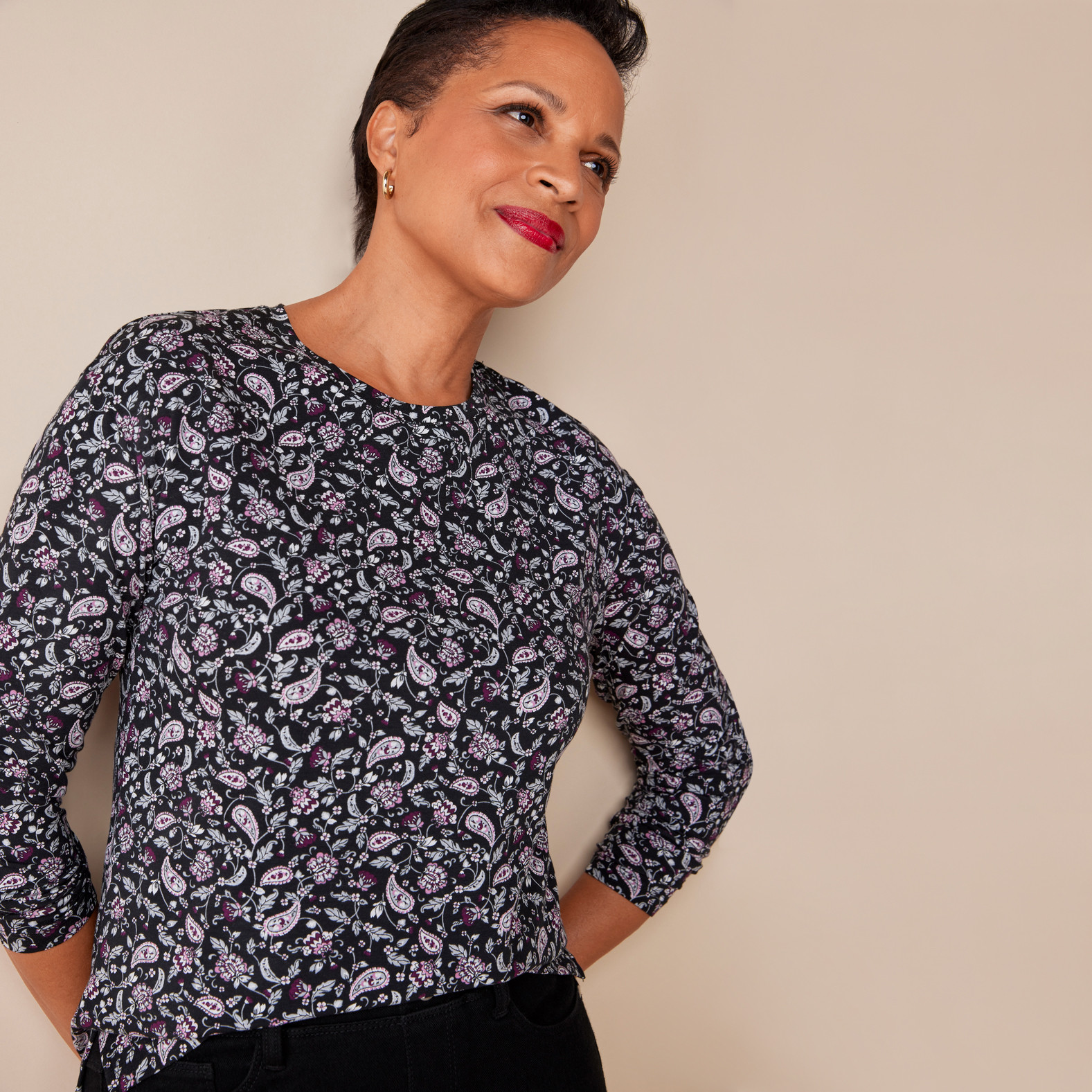 Women's Patterned Comfort Fit Tee