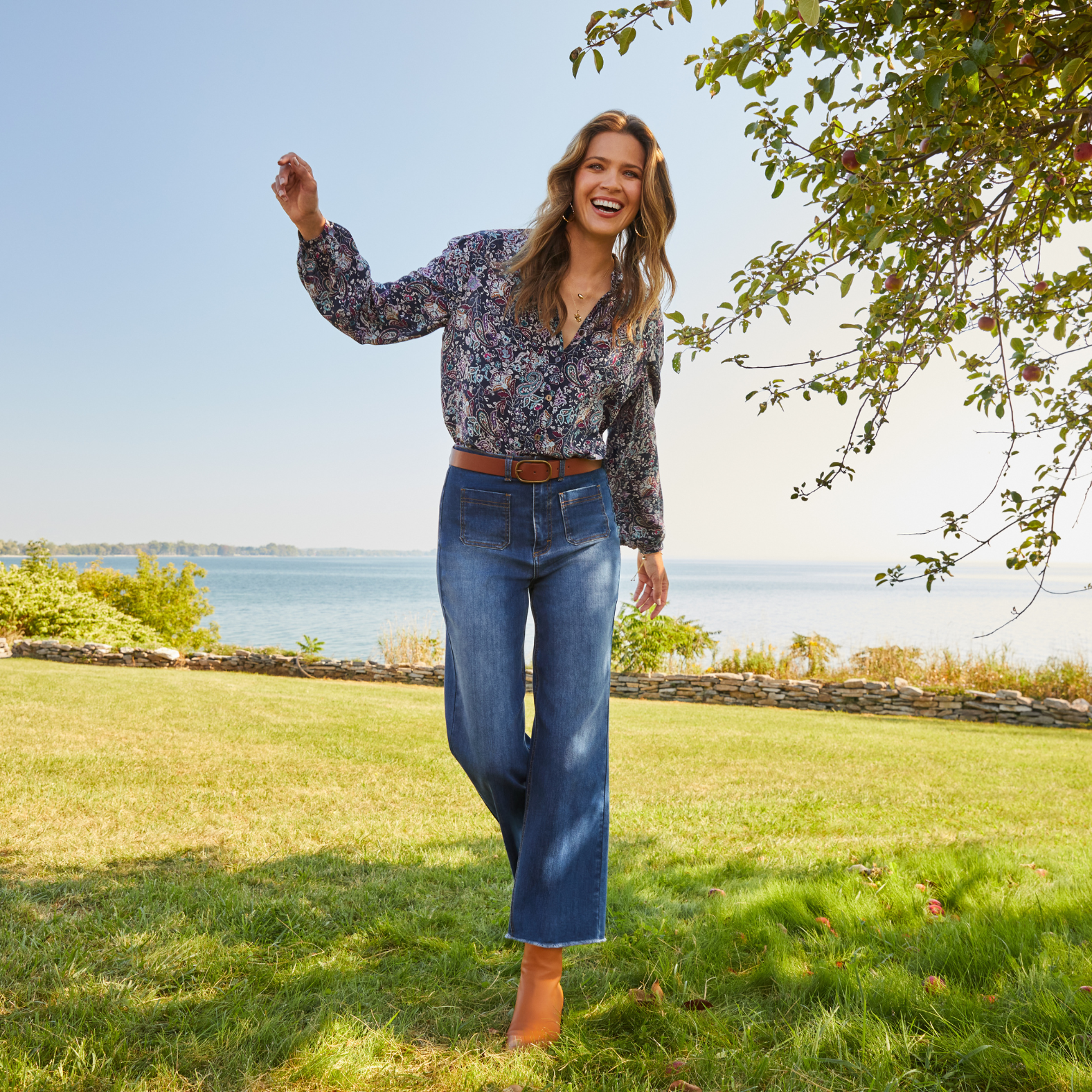 Patch Pocket Wide Leg Jean