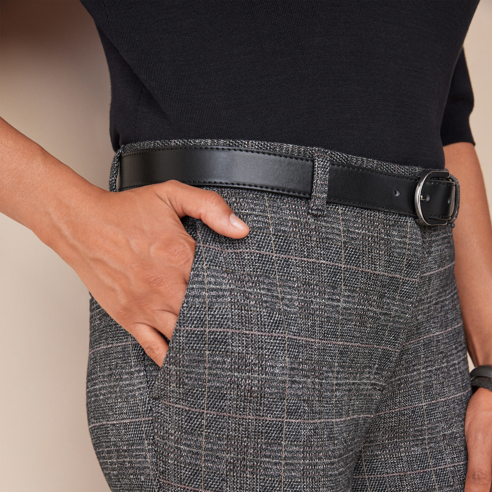 Tweed Slim Leg Pant Close Up