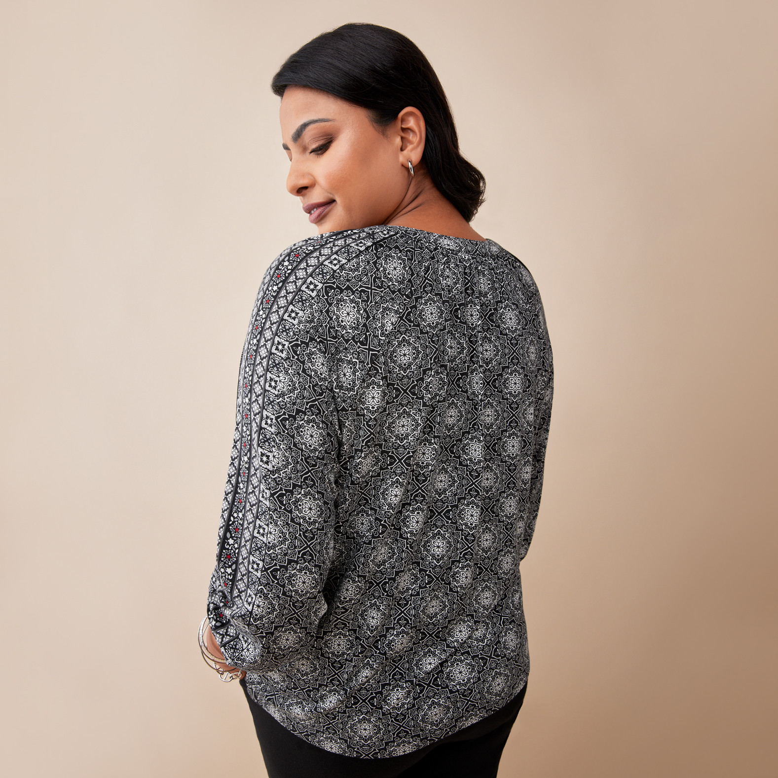 Petite - Raglan Printed Top Back View