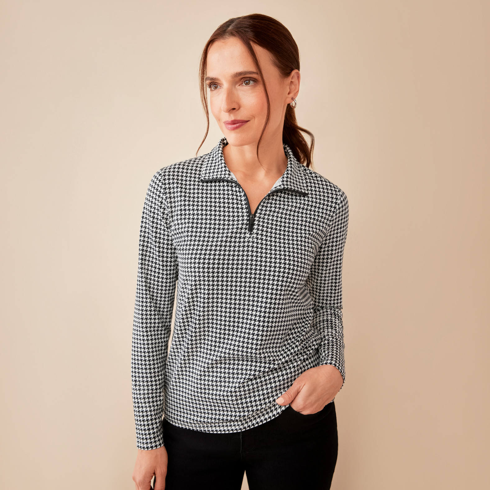 Check Print Quarter Zip Top