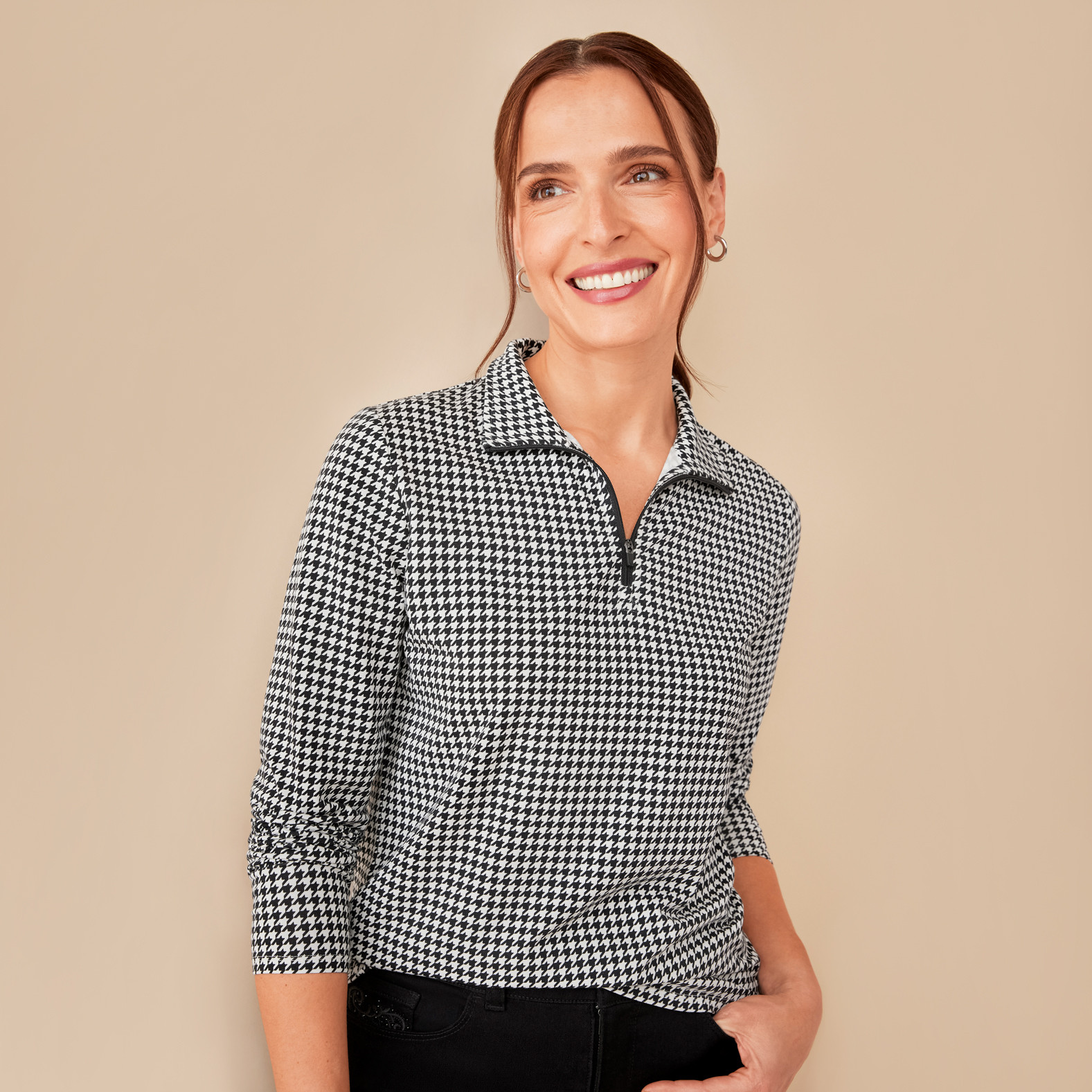 Check Print Quarter Zip Top-Half Body