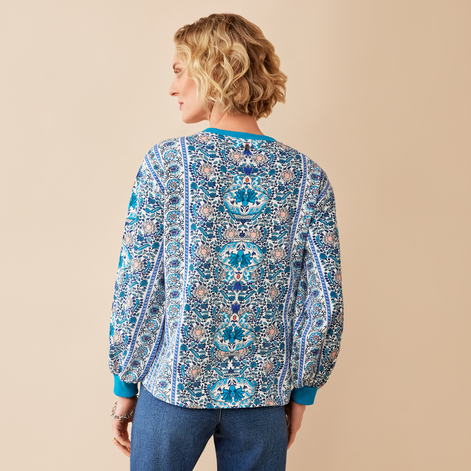 Petite - Printed Puff Sleeve Sweatshirt Back View