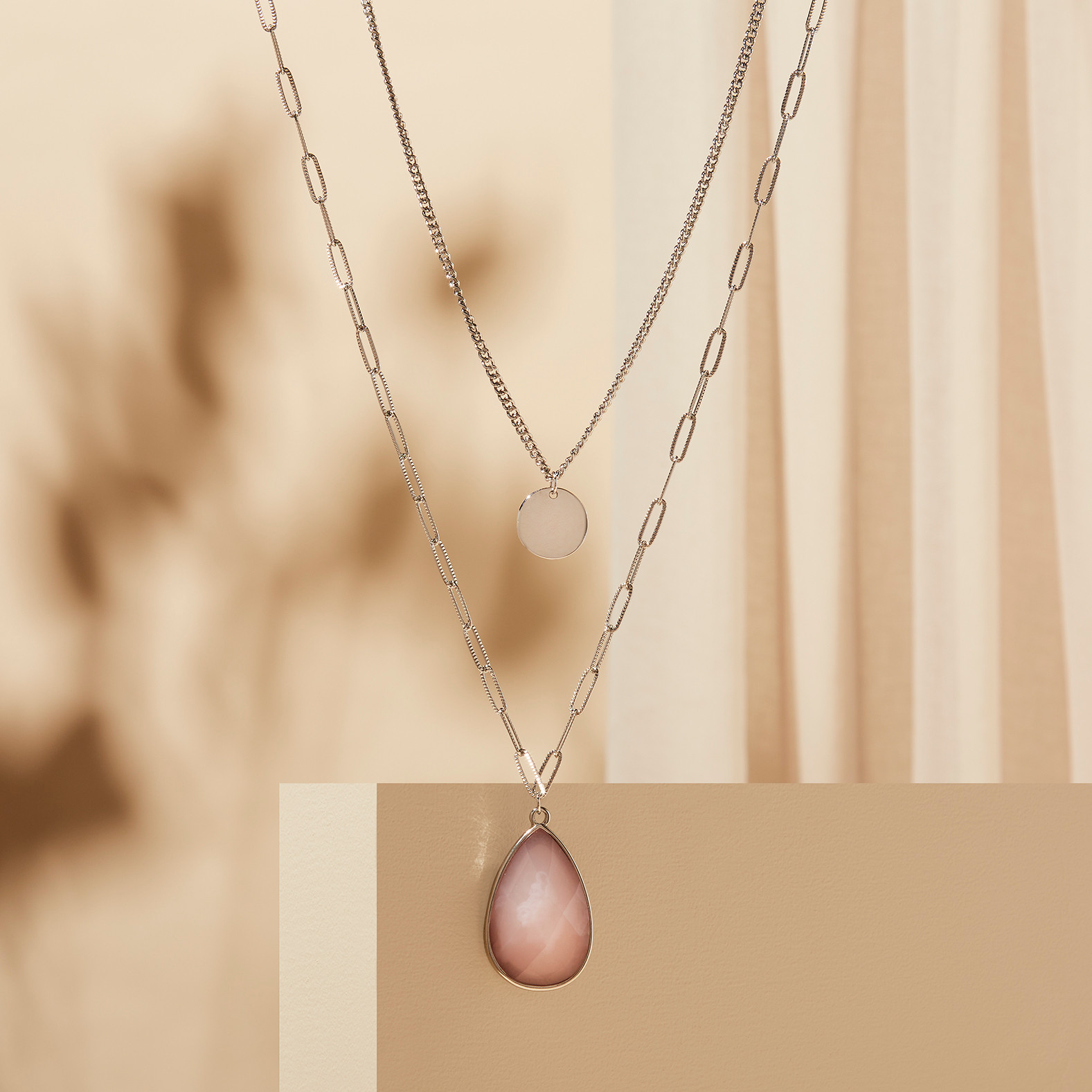 2-Row Necklace with Coloured Pendants
