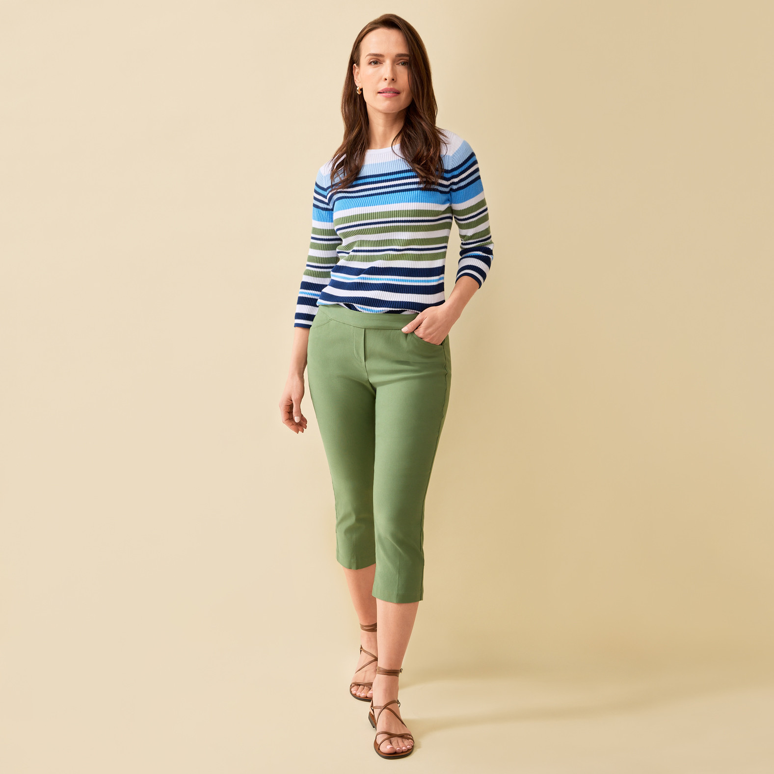 Petite - Comfort Crop Pant with Leg Detail - Amazon Green