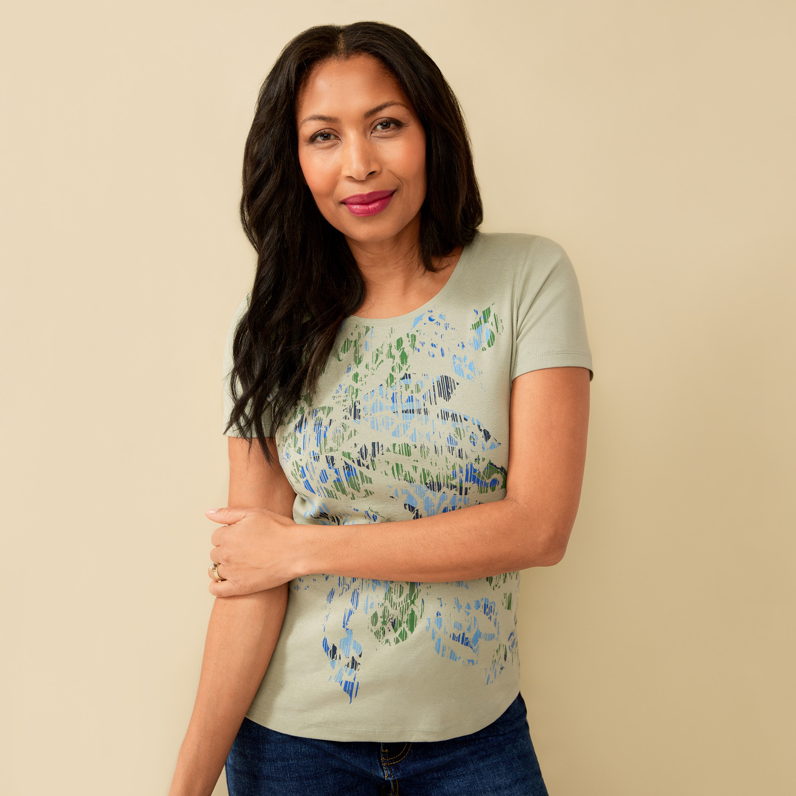 Everyday Fit Leaf Print Tee