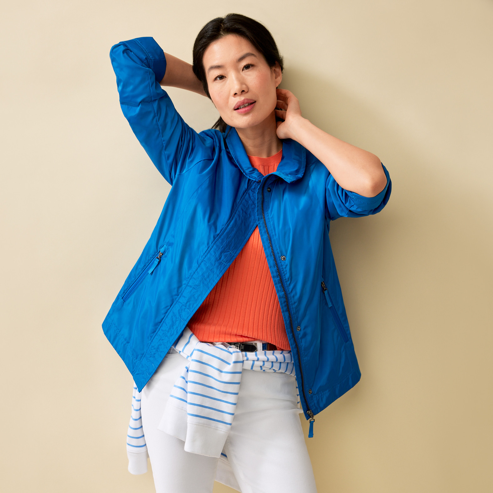 Fully Lined Light Wind Jacket Half Body