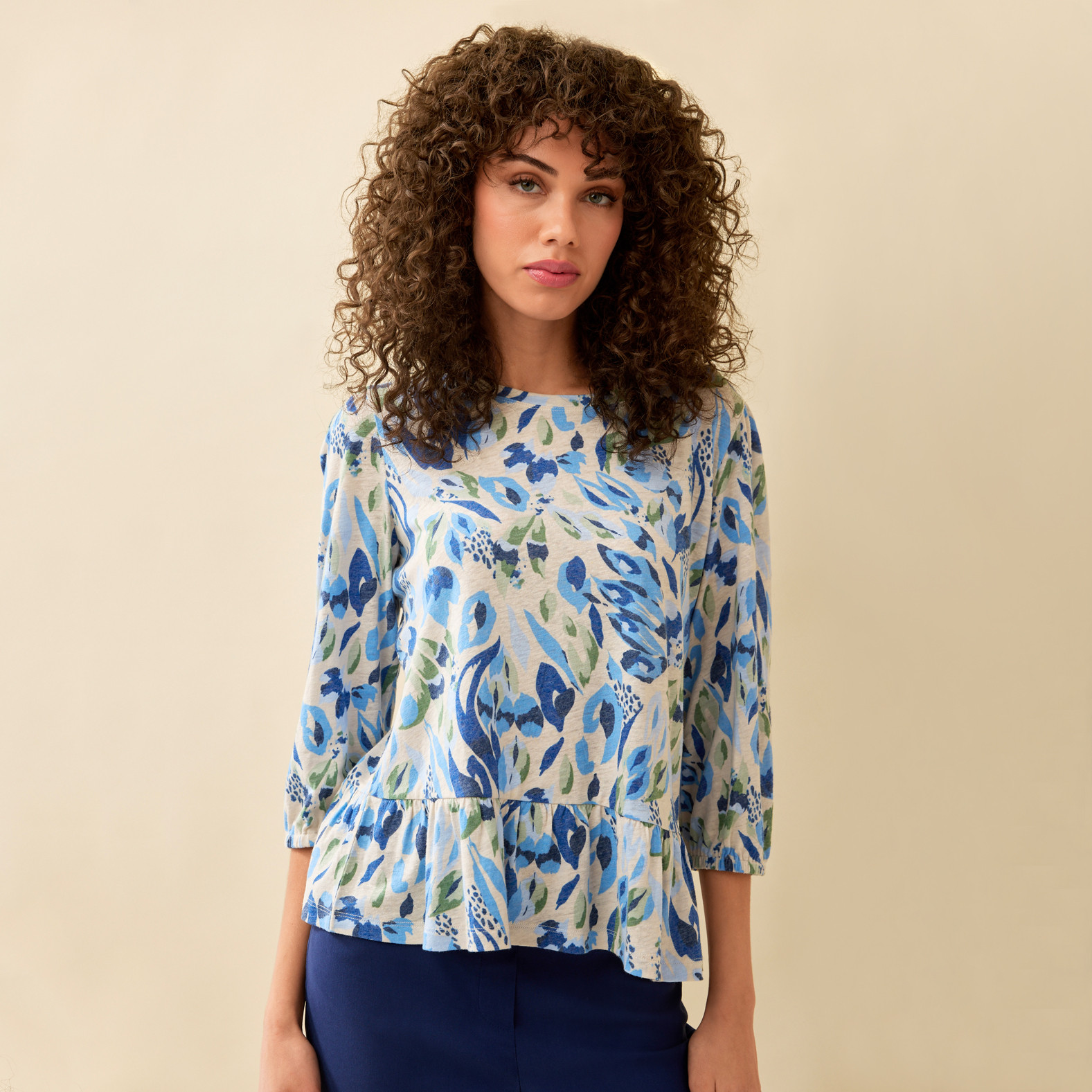 Garden Pattern Peplum Top Half Body