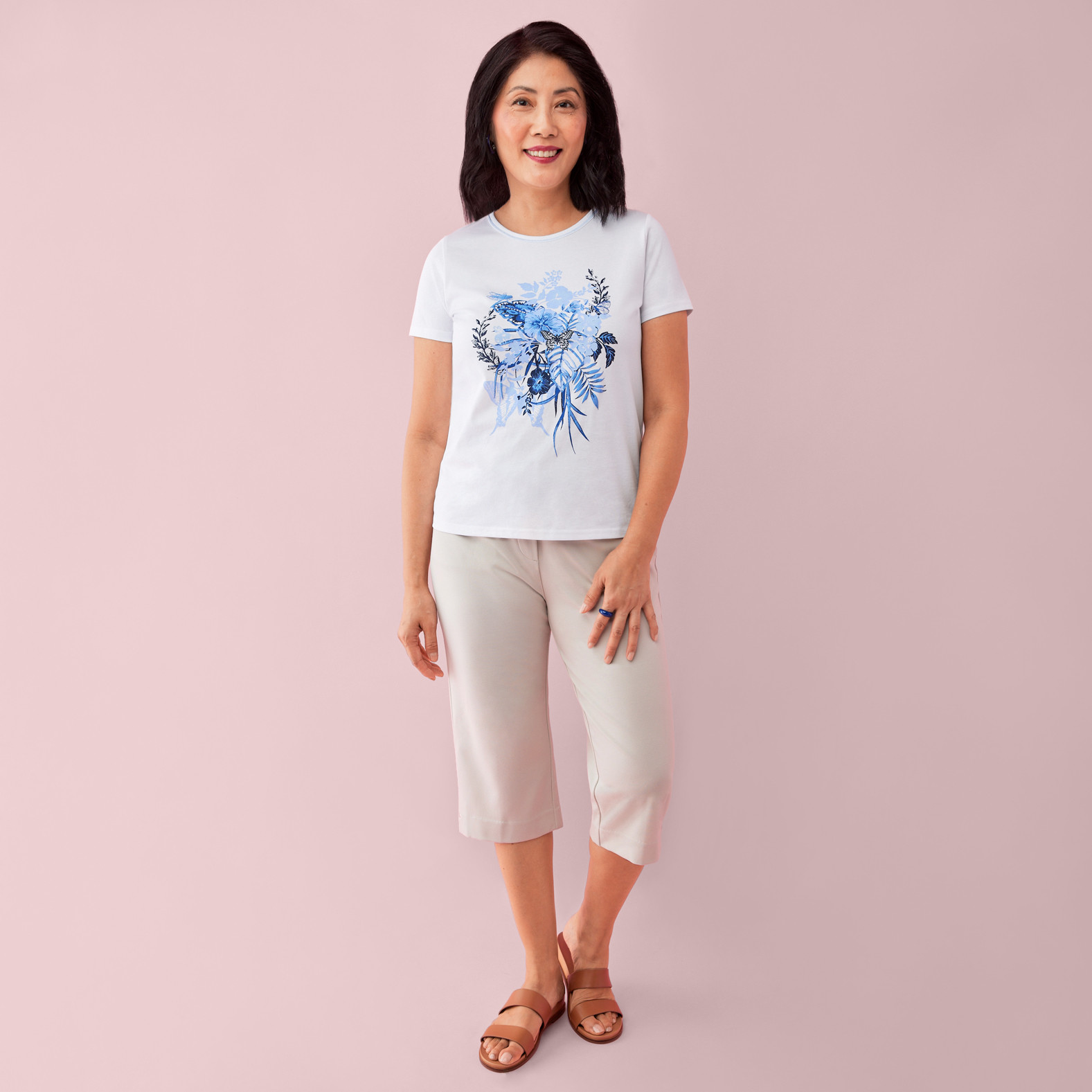 Petite - White Graphic Tee Full Body