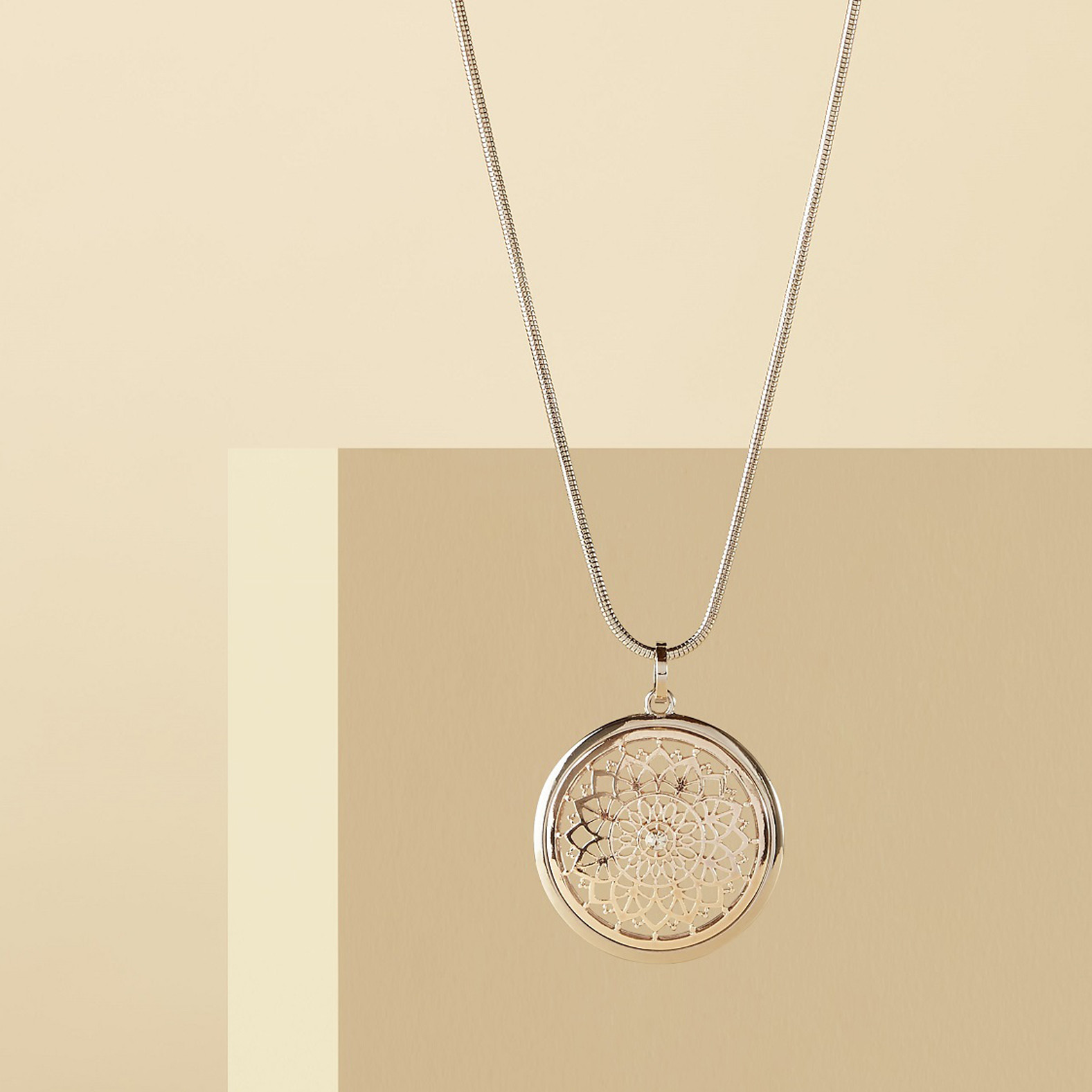 Filigree Pendant Necklace