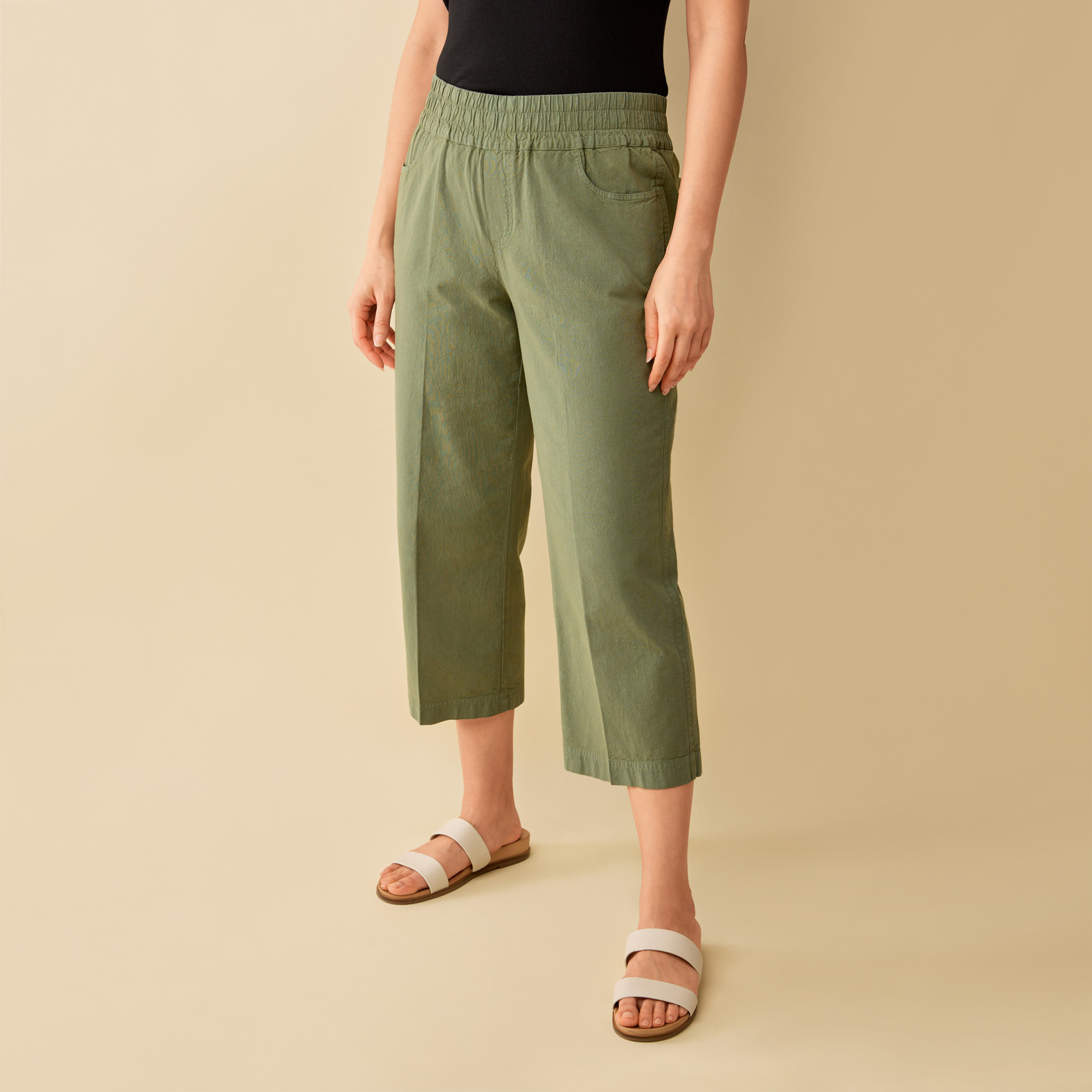 Effortless Cotton Crop Pant -Half Body