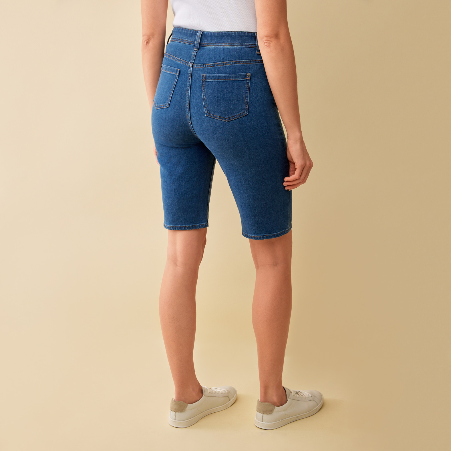 Essential Slim Denim Short Back View