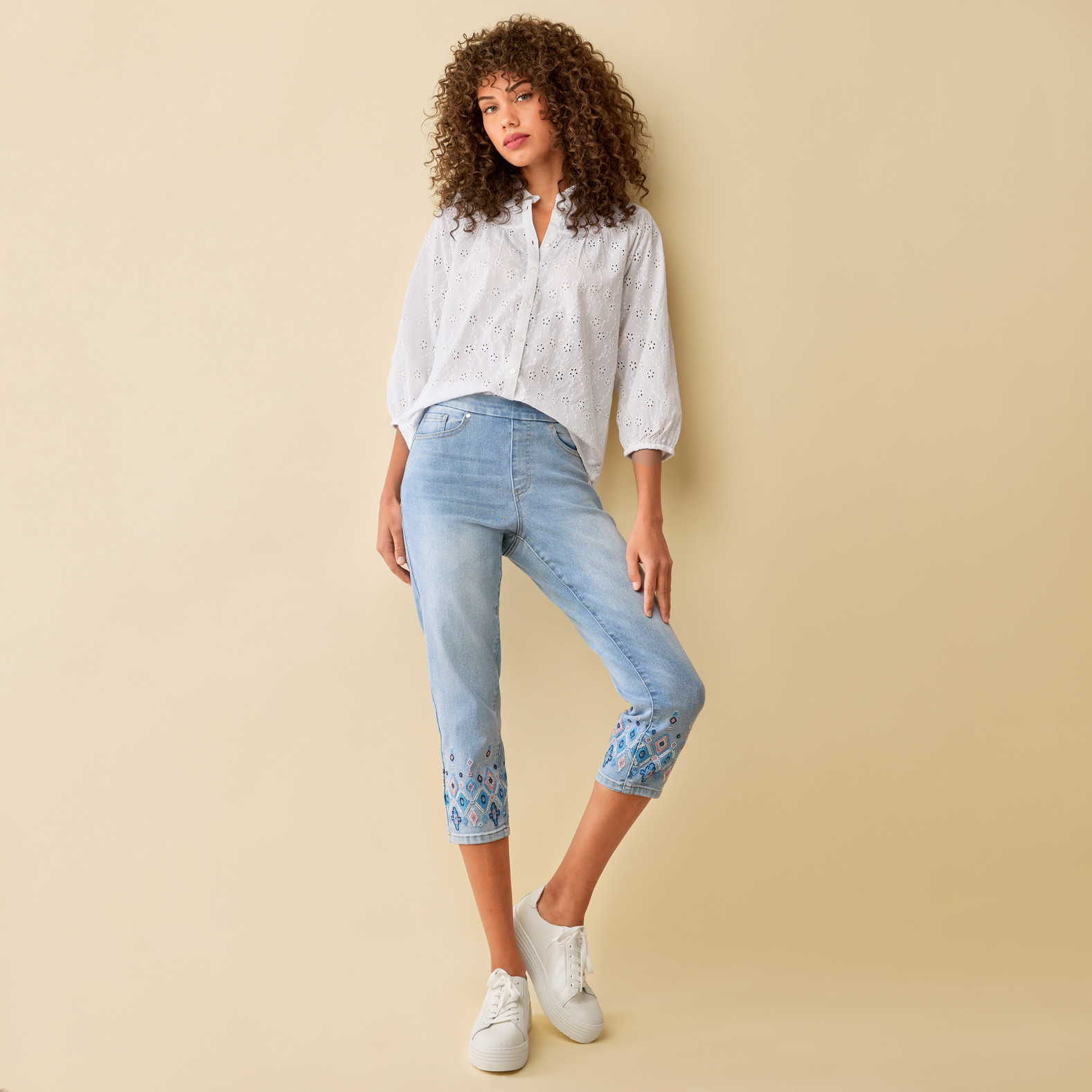 Light Wash Comfort Crop Jean Full Body
