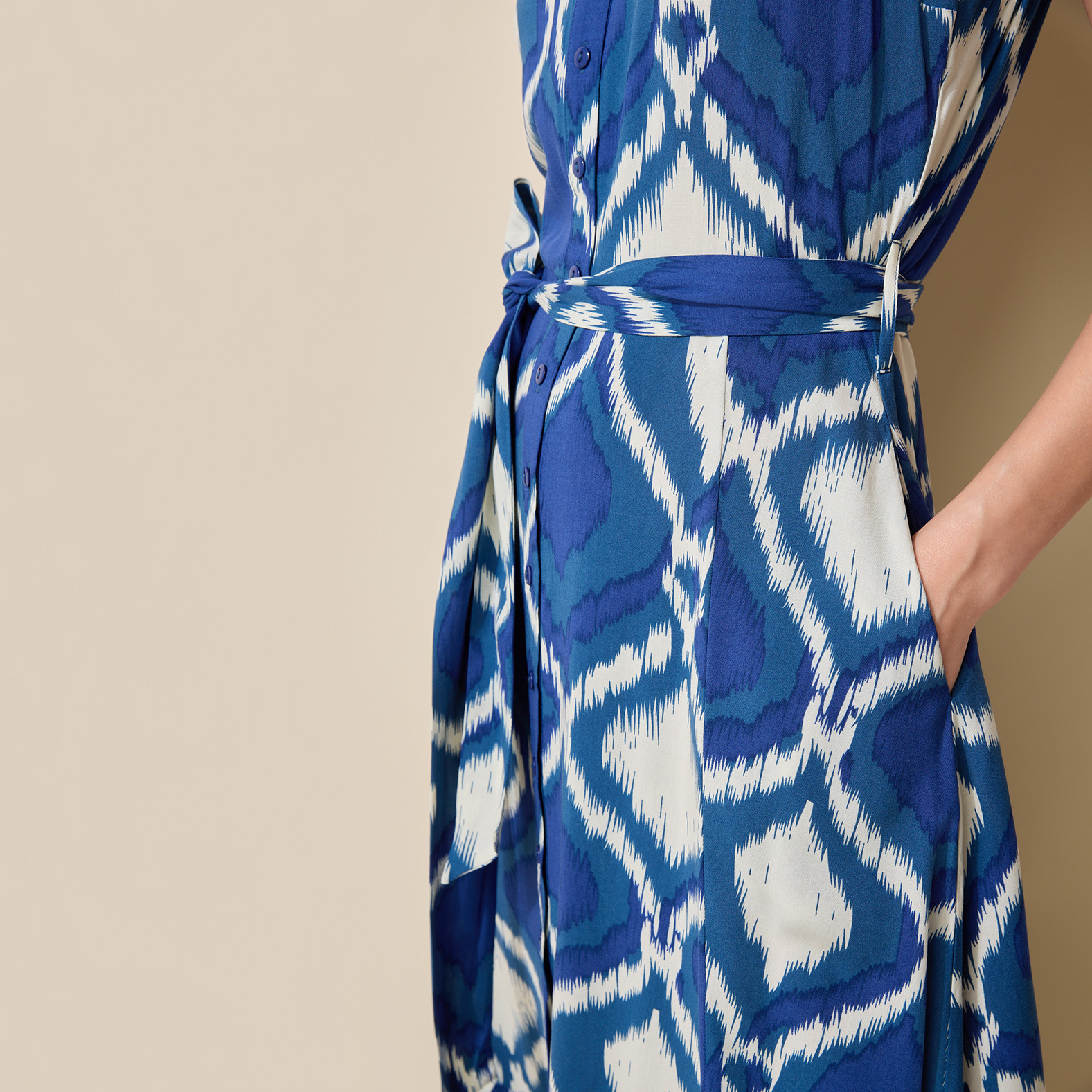 Blue Patterned Sleeveless Dress Close up