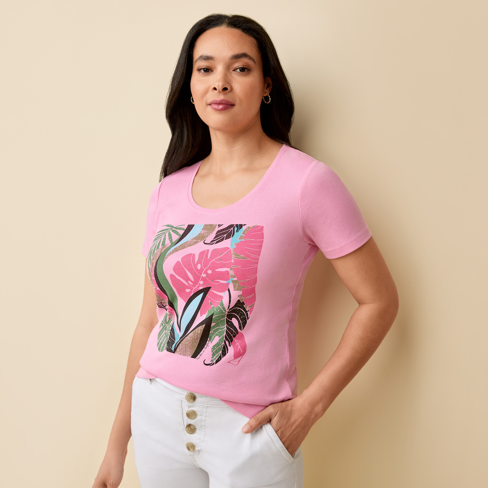 Everyday Fit Pink Scoopneck Tee Tucked
