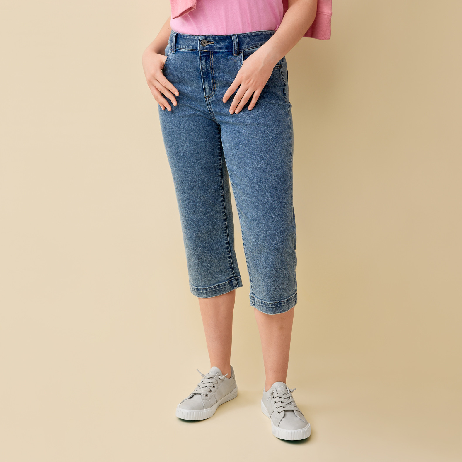 Relaxed Denim Capri Half Body Front View