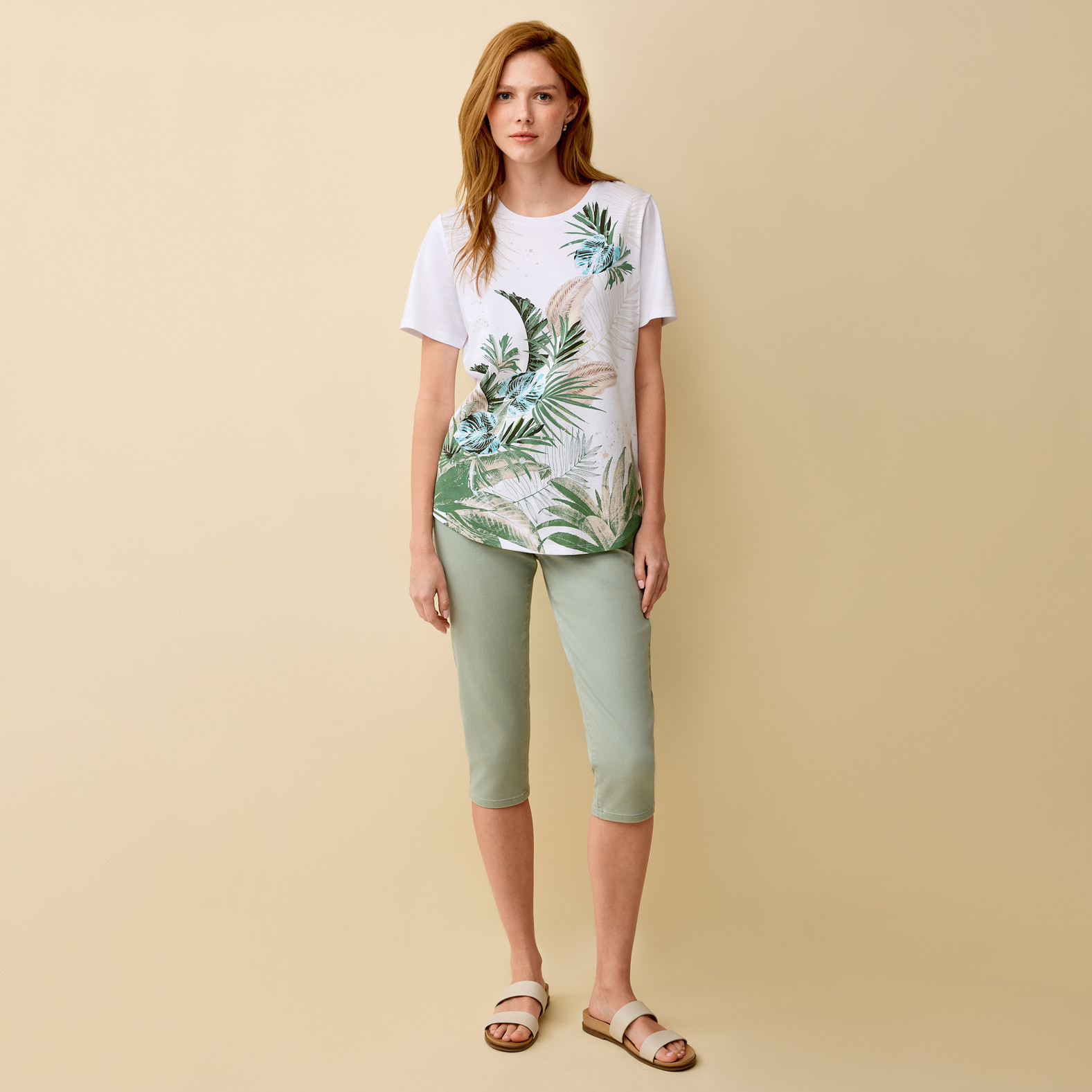 Semi Fit Tropical Tee Full Body