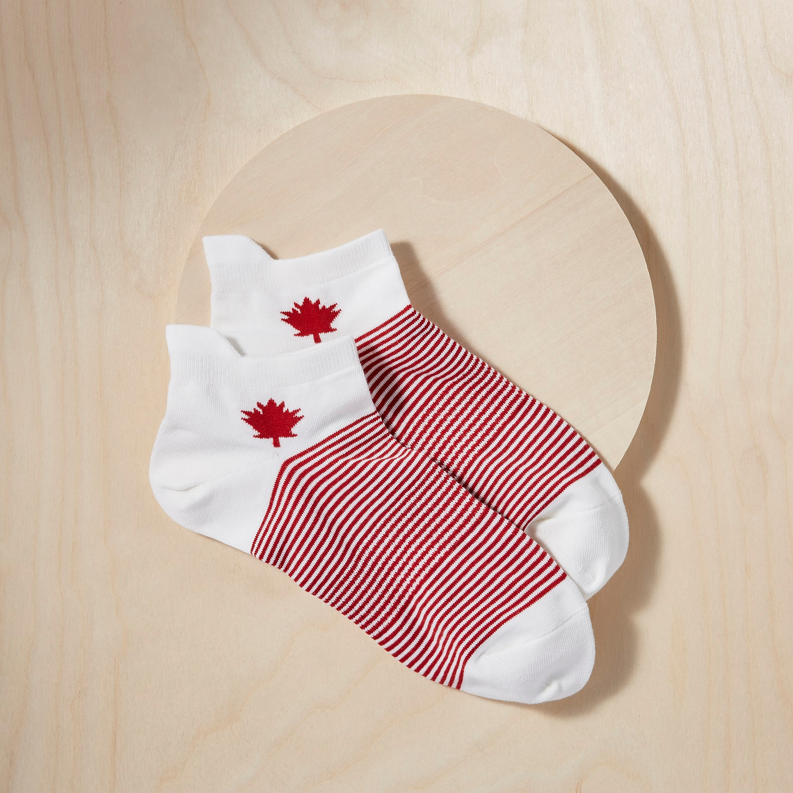 Striped Leaf Low Cut Socks