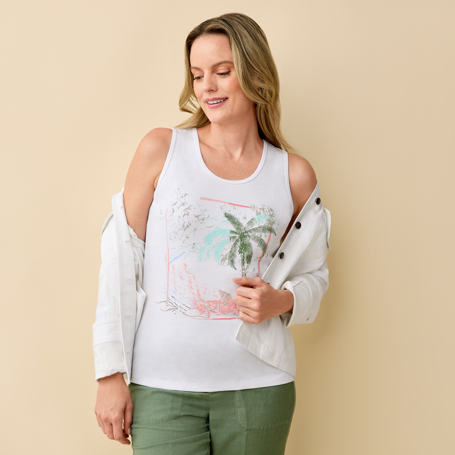 Everyday Fit Island Scene Tank Top