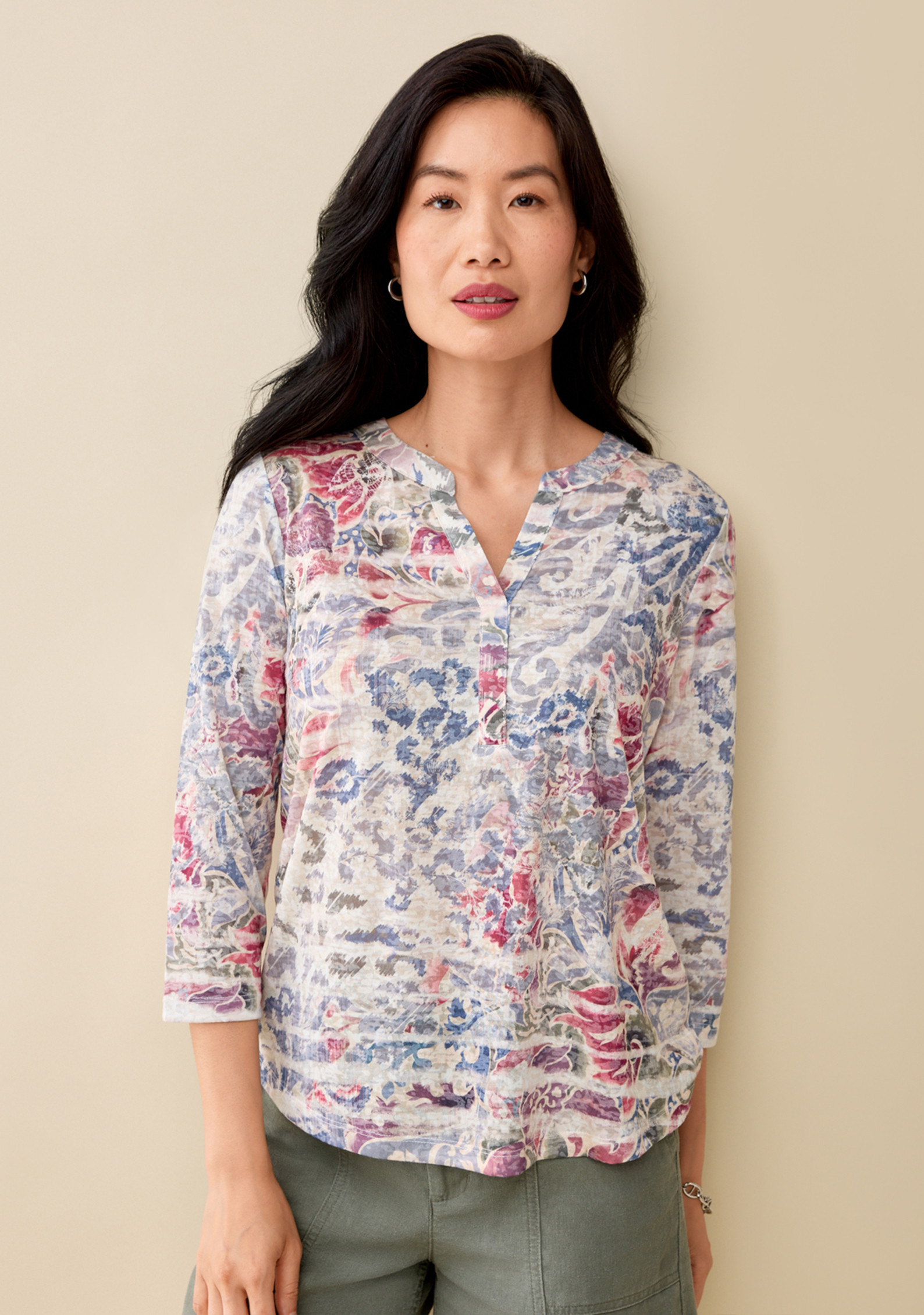 3/4 Sleeve Y-Neck Top