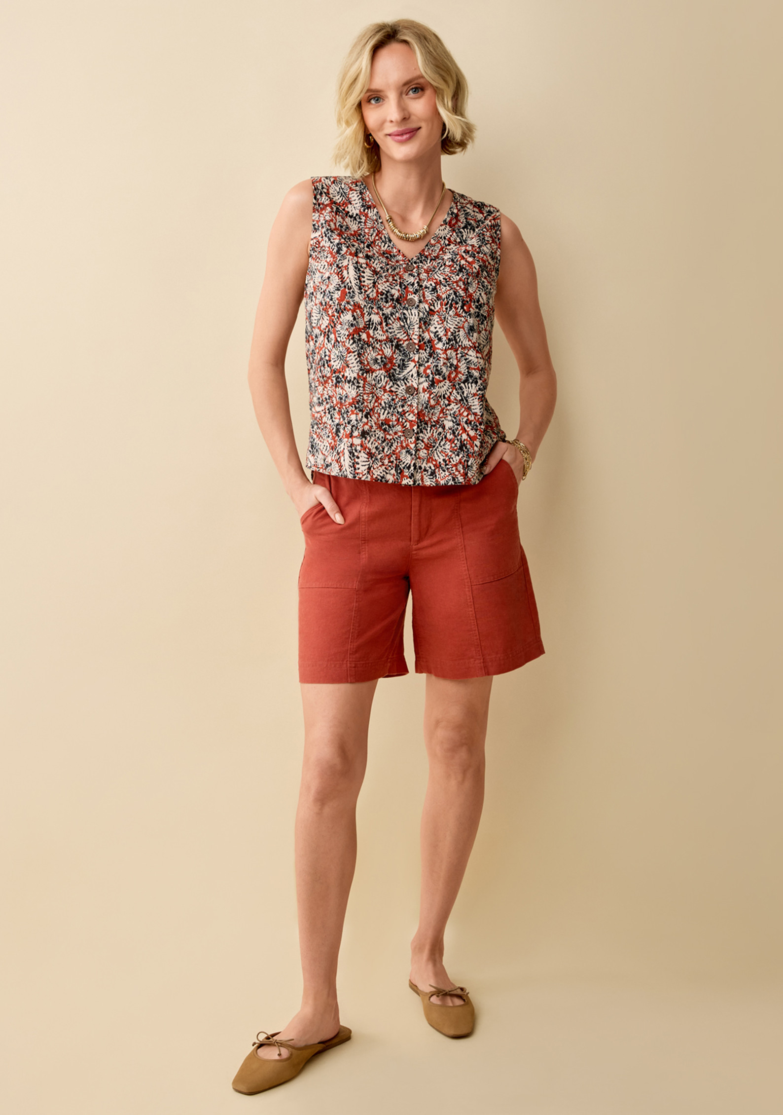 Linen-Blend Cargo Short Full Body - Copper Cliff Orange