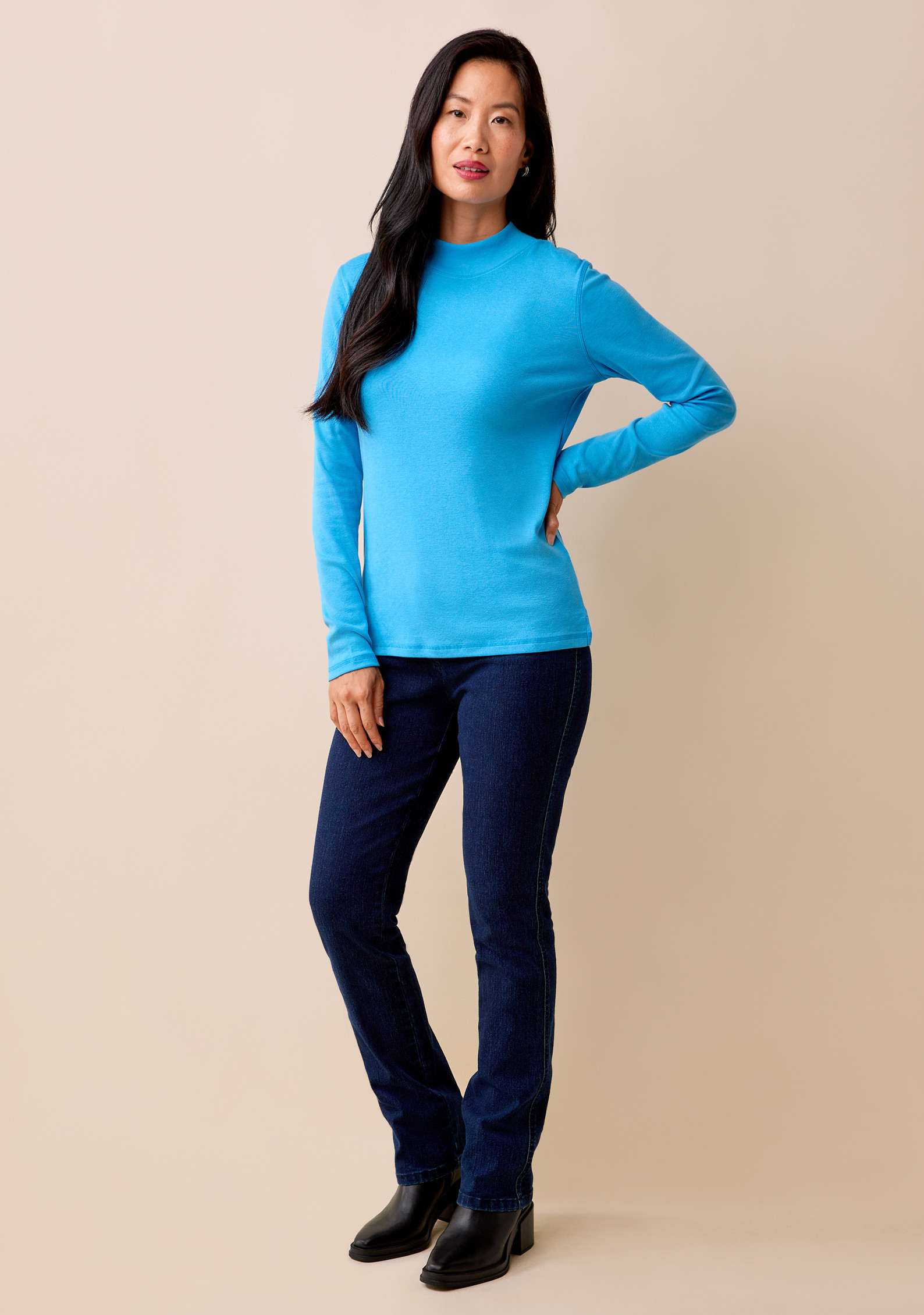 Everyday Fit Mockneck Tee Full Body