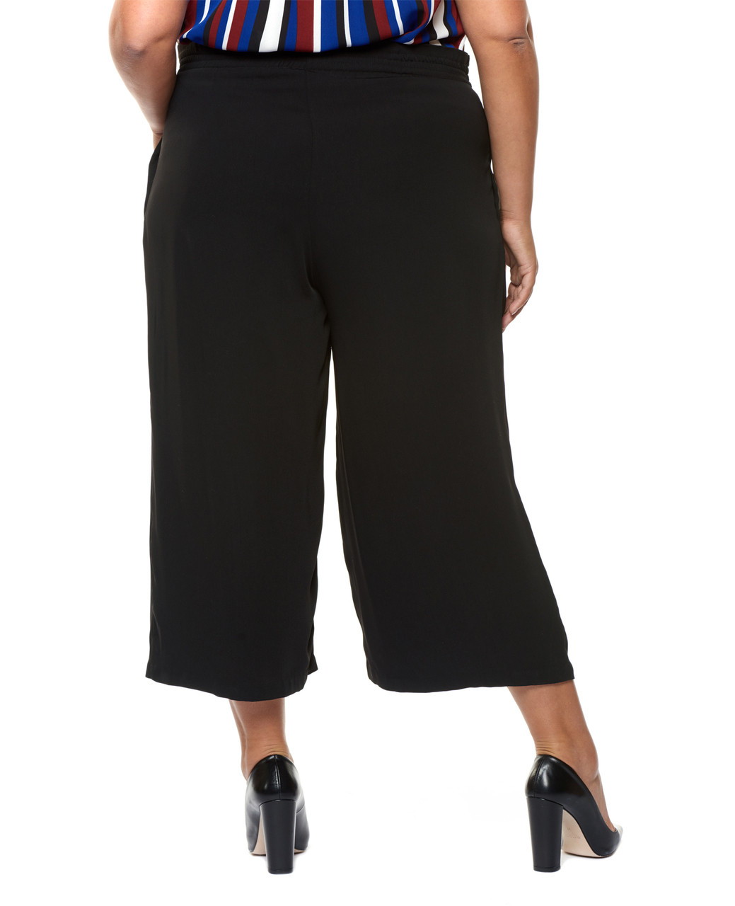 Women's plus size black wide leg palazzo dress pant.