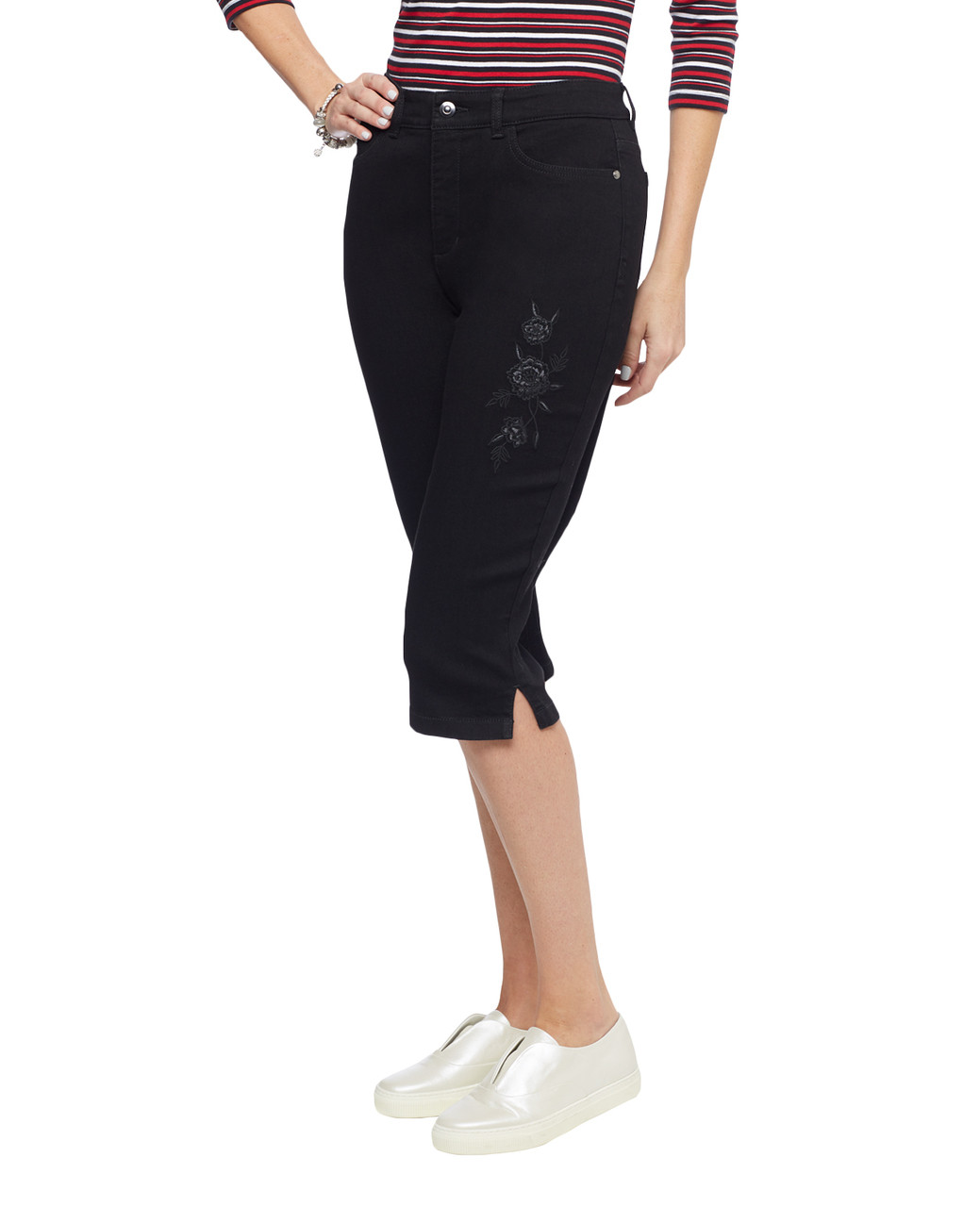 Women's black floral embroidered town Jean capri