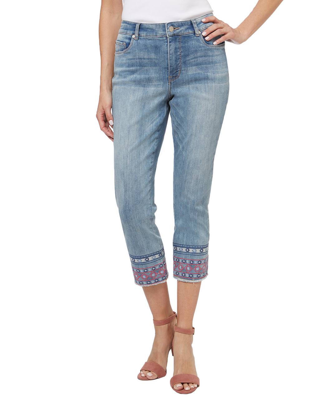 You'll be living in capris this summer, and these jeans are no exception. These capri jeans are embroidered at the hem with our tribal print. Wear with a button-up top tucked in and belted, or pair with your favourite tee.