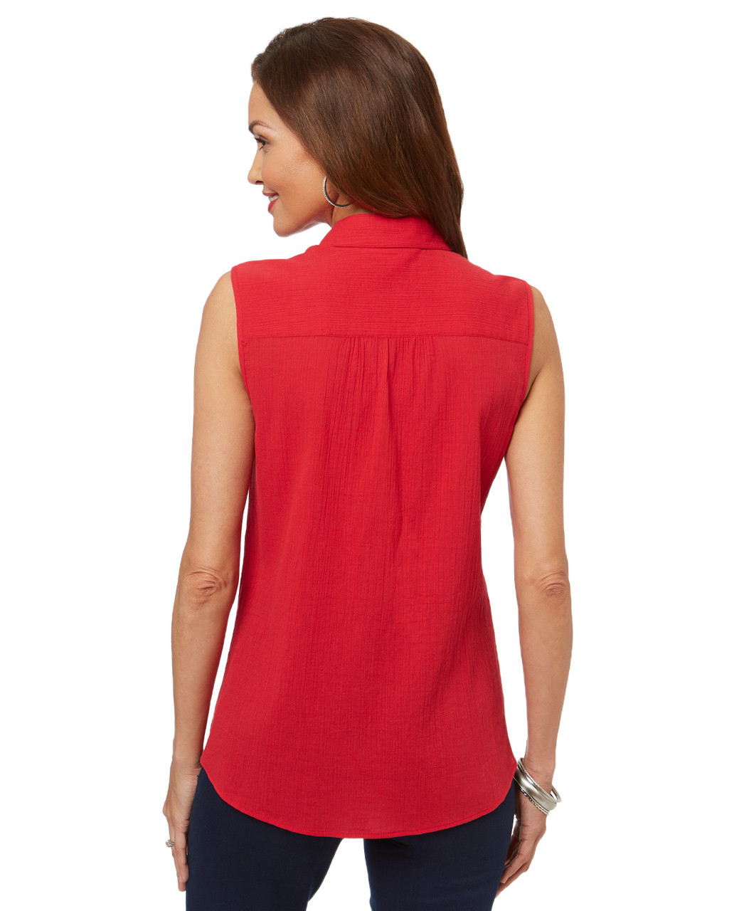 Women's sleeveless button up shirt for summer.