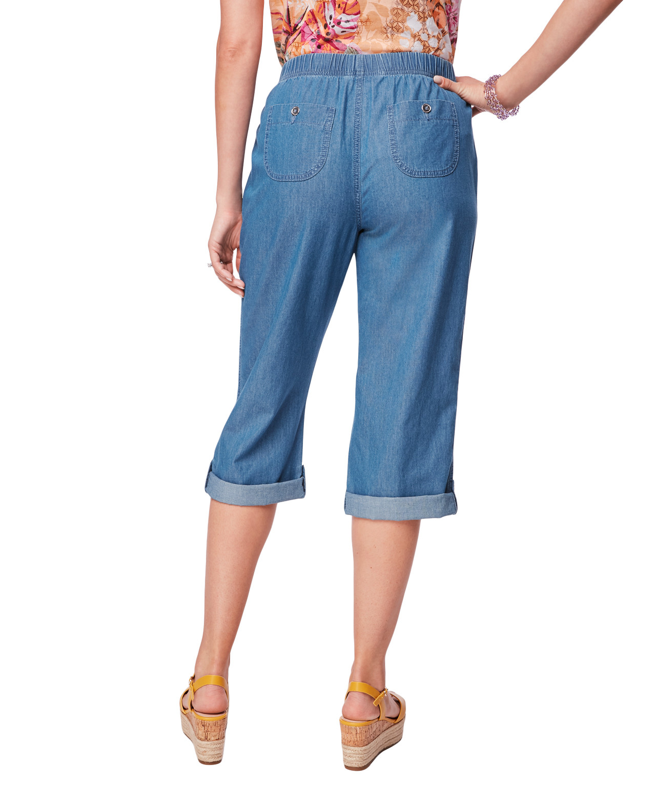 Women's Roll Tab Pull On Crop