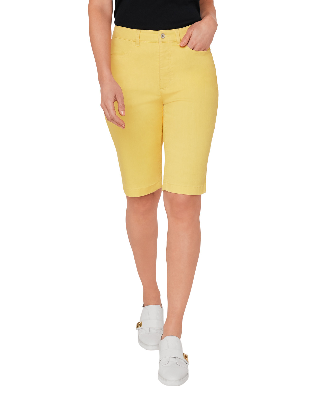 Curvy Essential Bermuda Short