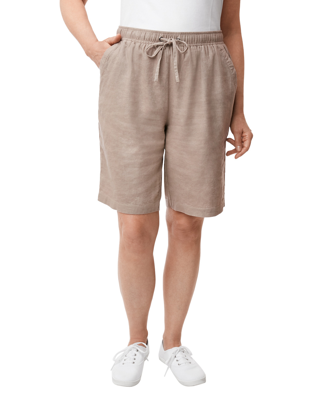 Pull On Short With Drawstring