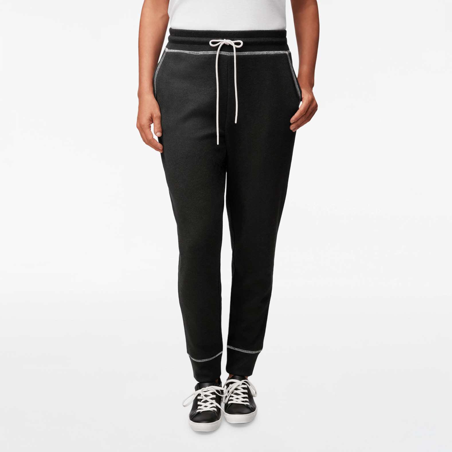 Contrast Stitch Jogger Pant