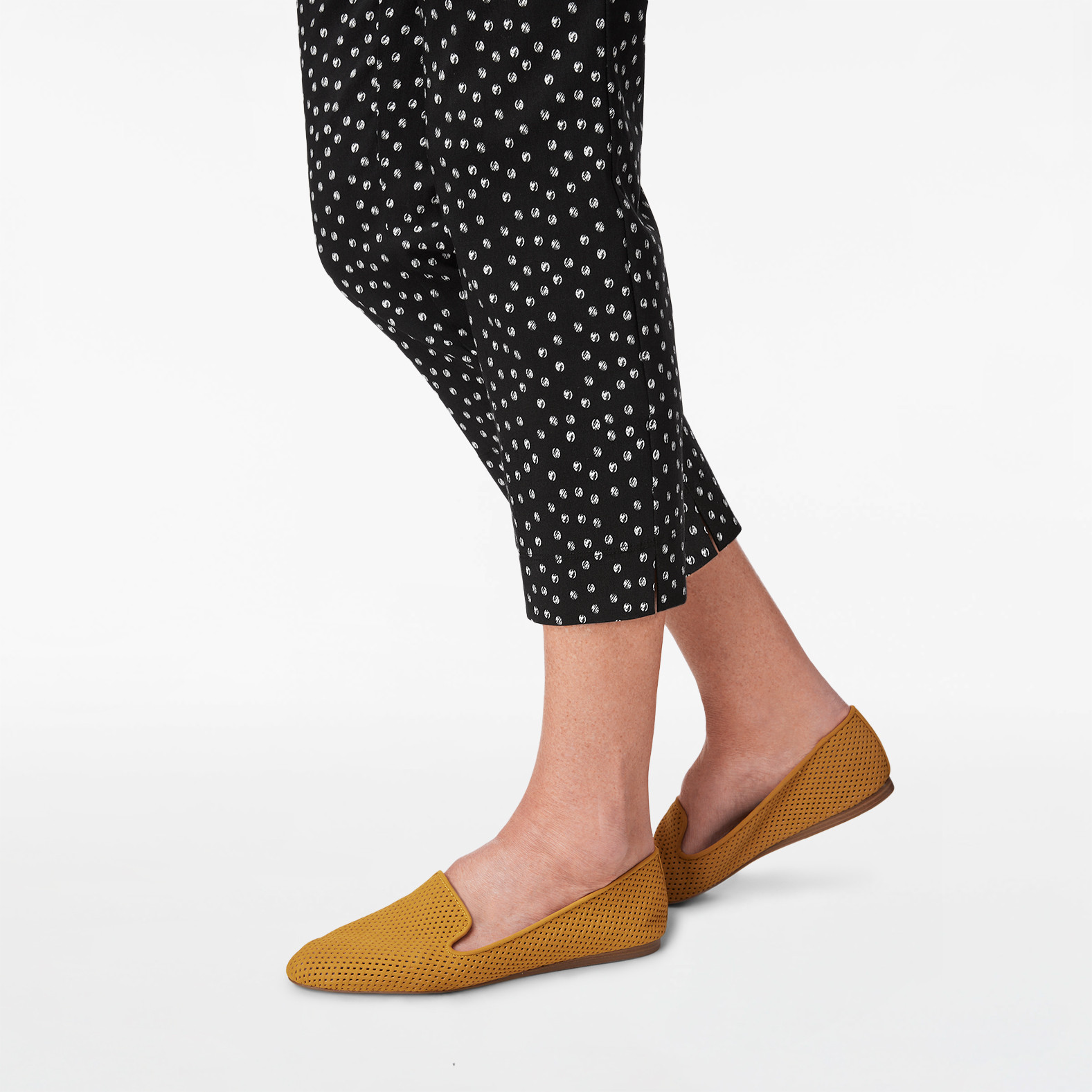 Textured Polka Dot Crop Pant