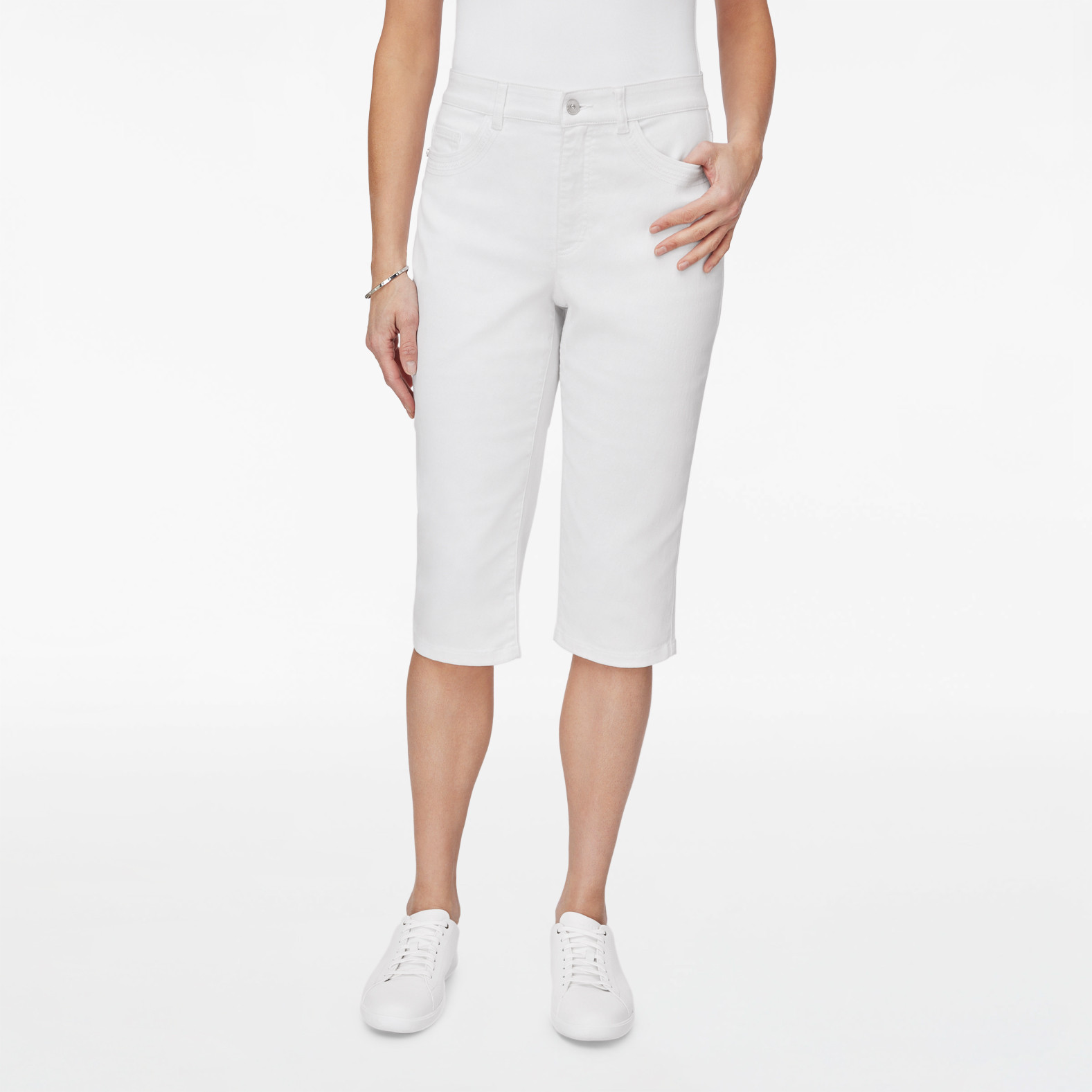 Curvy Essential Saddle Stitch Capri