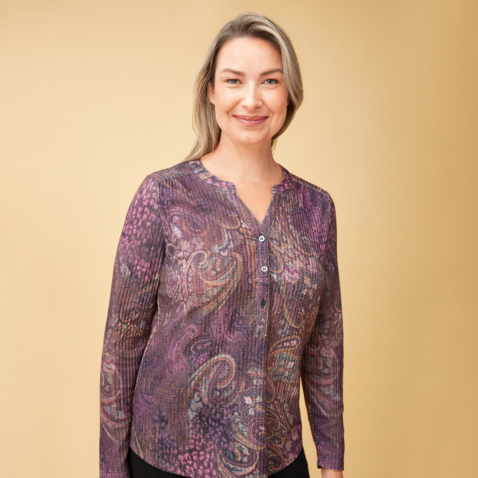 Petite - Long Sleeve Printed Waffle Top front view