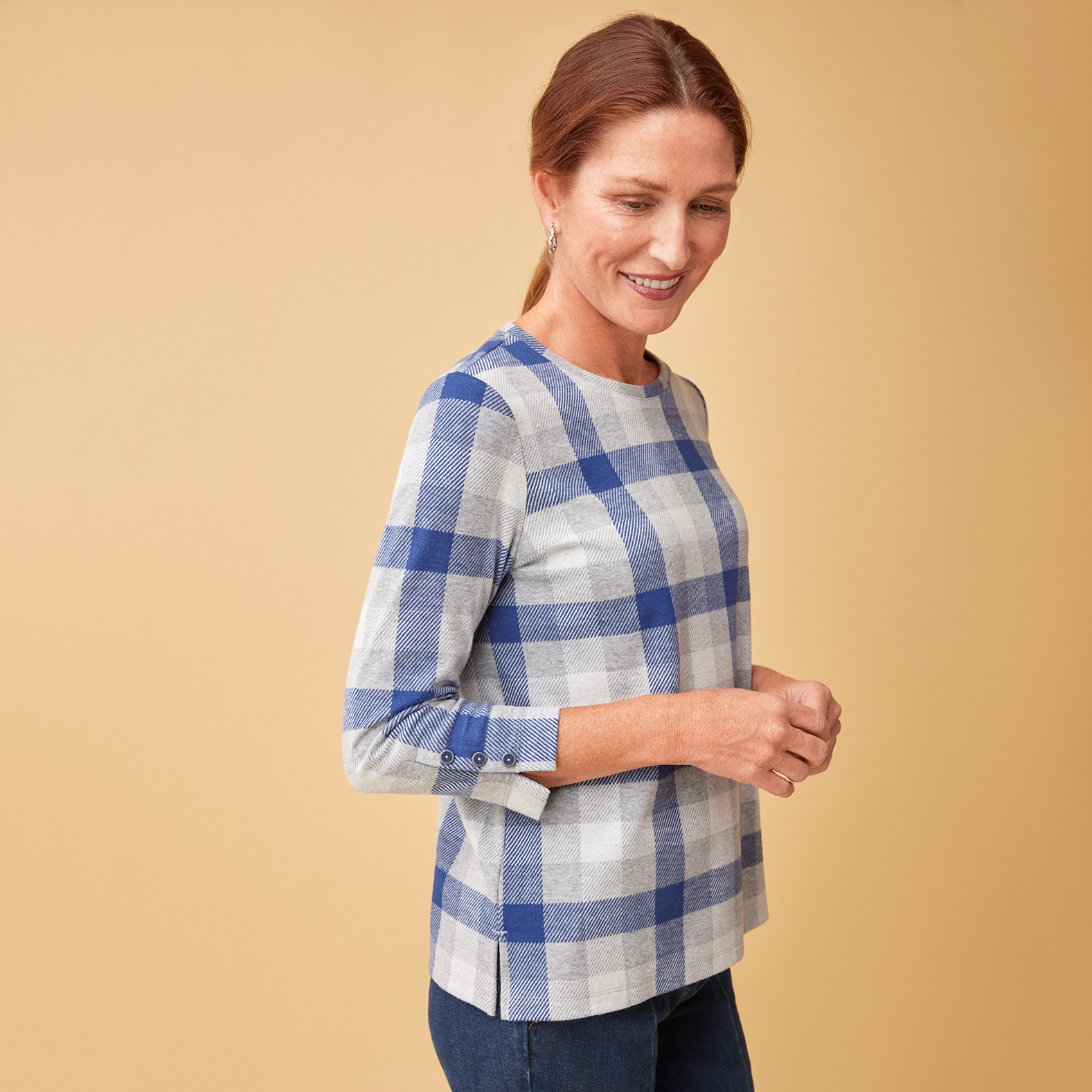 Windowpane Pullover Top Half Body -marine blue