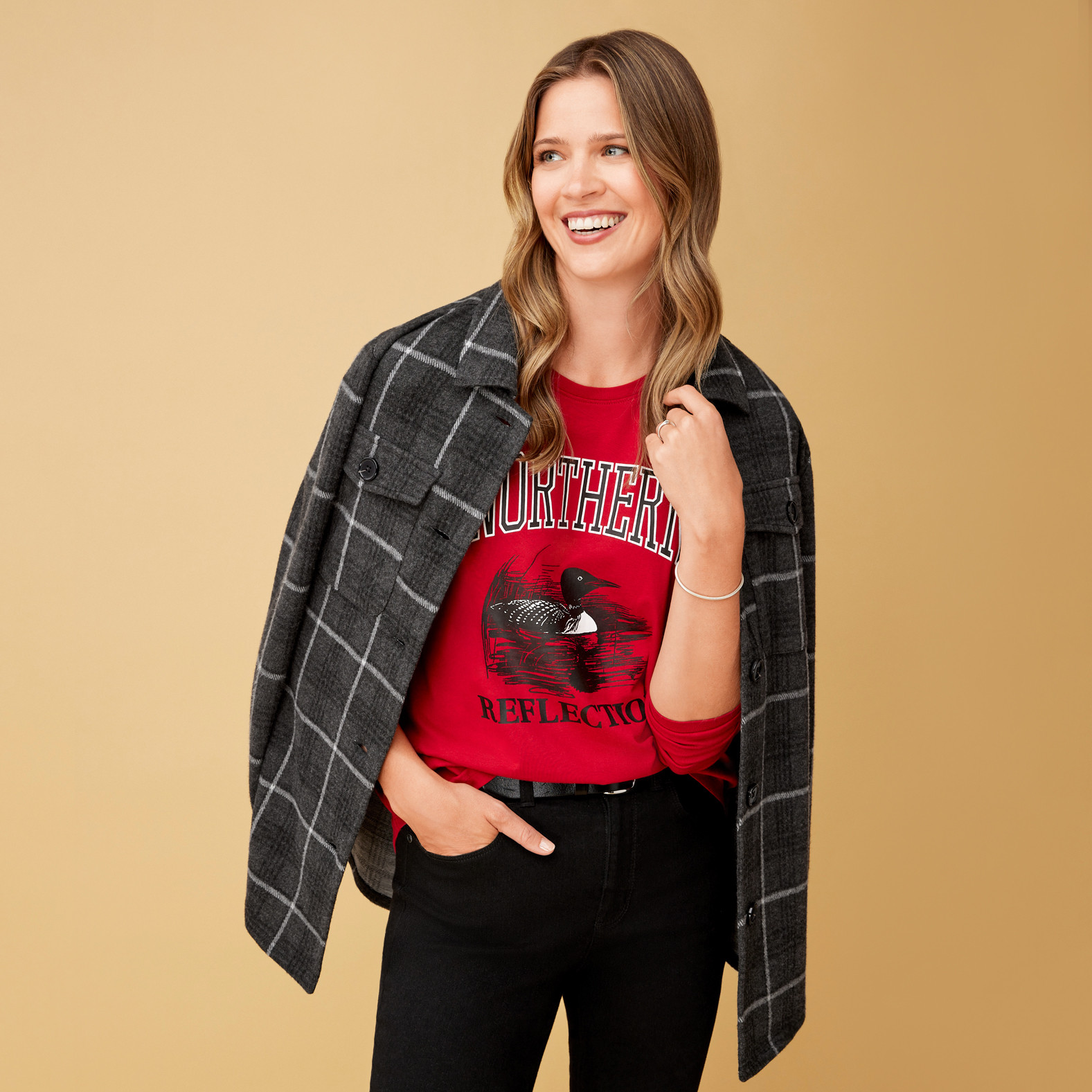 Semi Fit Iconic Loon Tee-Red Outfit