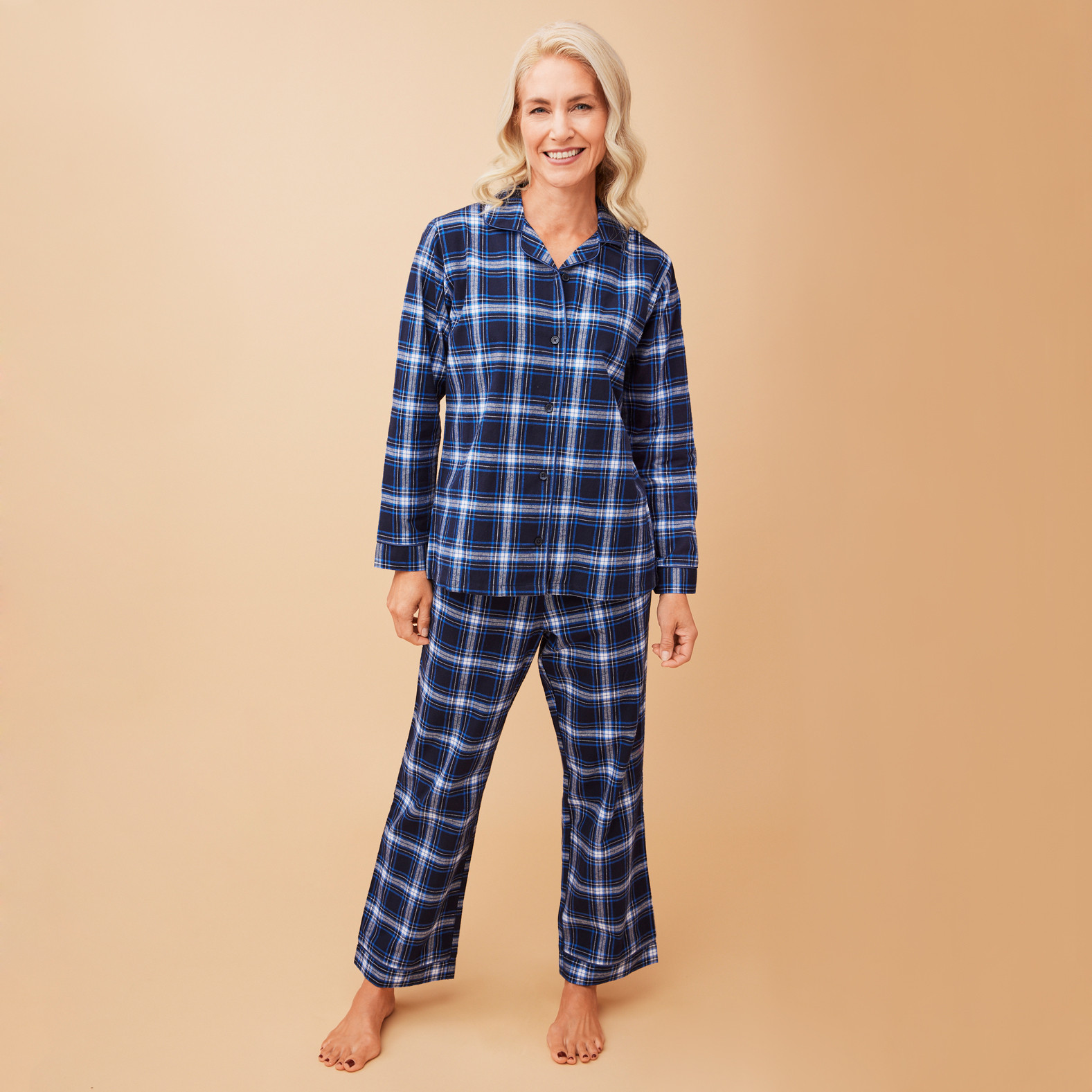 Holiday Plaid Flannel Pyjama Set - Navy Front View