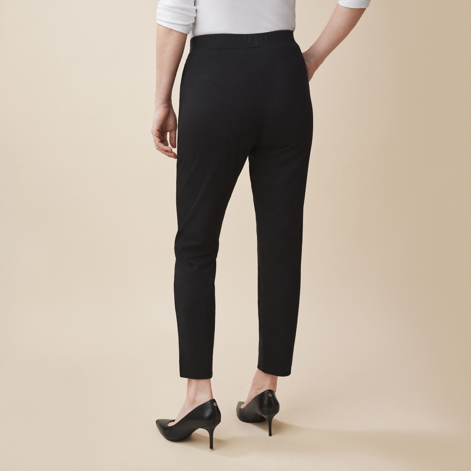 Drawstring Fashion Length Knit Pant Back View