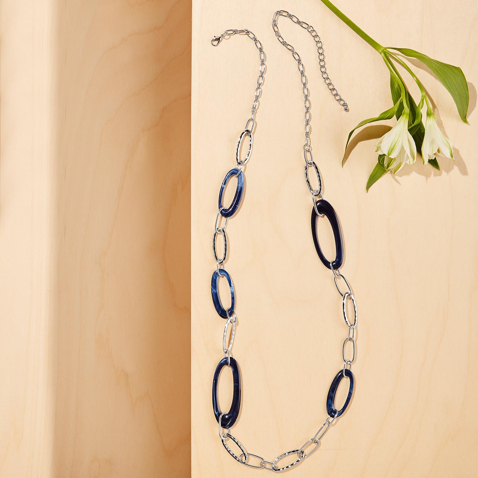 Interlocking Ovals Necklace