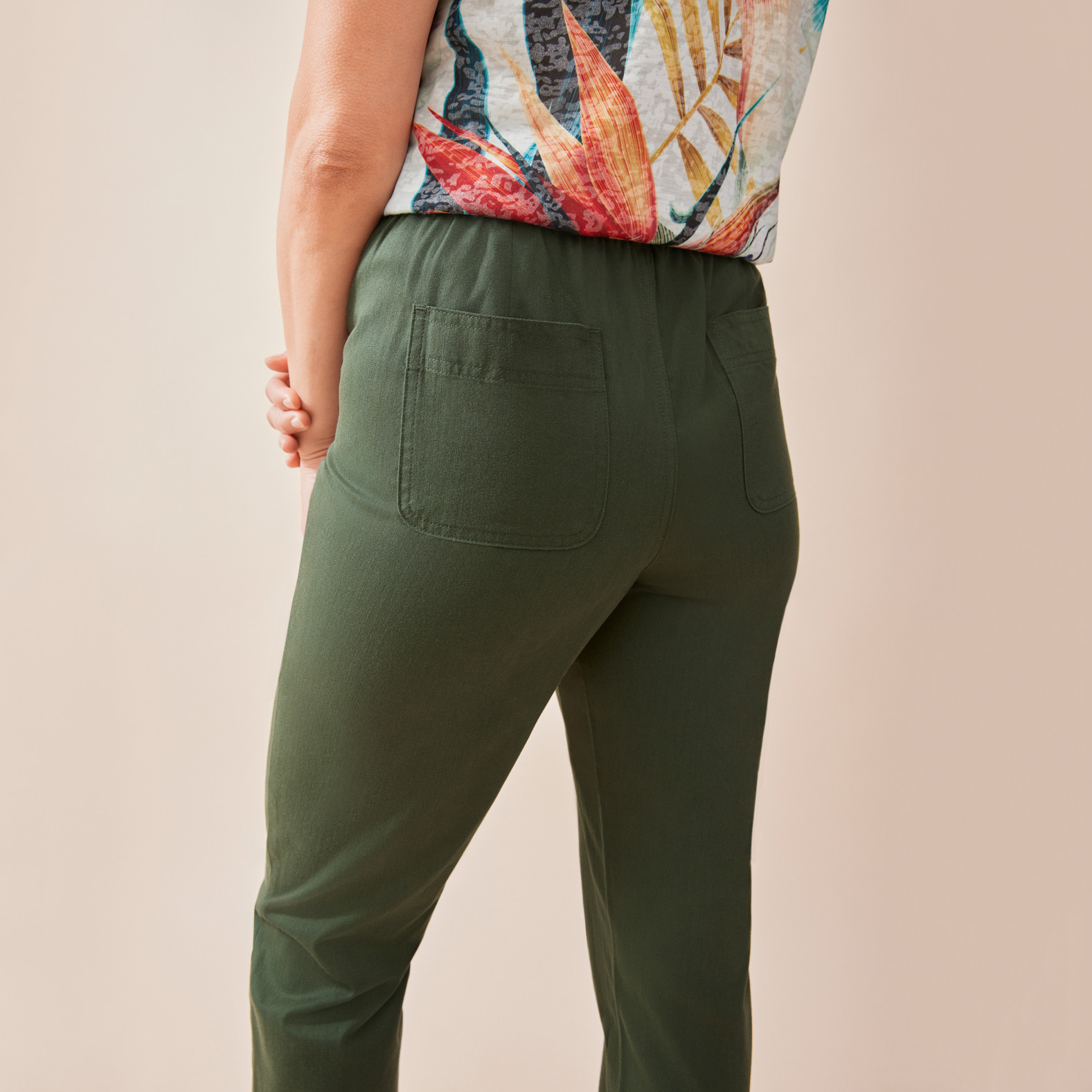 Cargo Jogger Close Up Back View