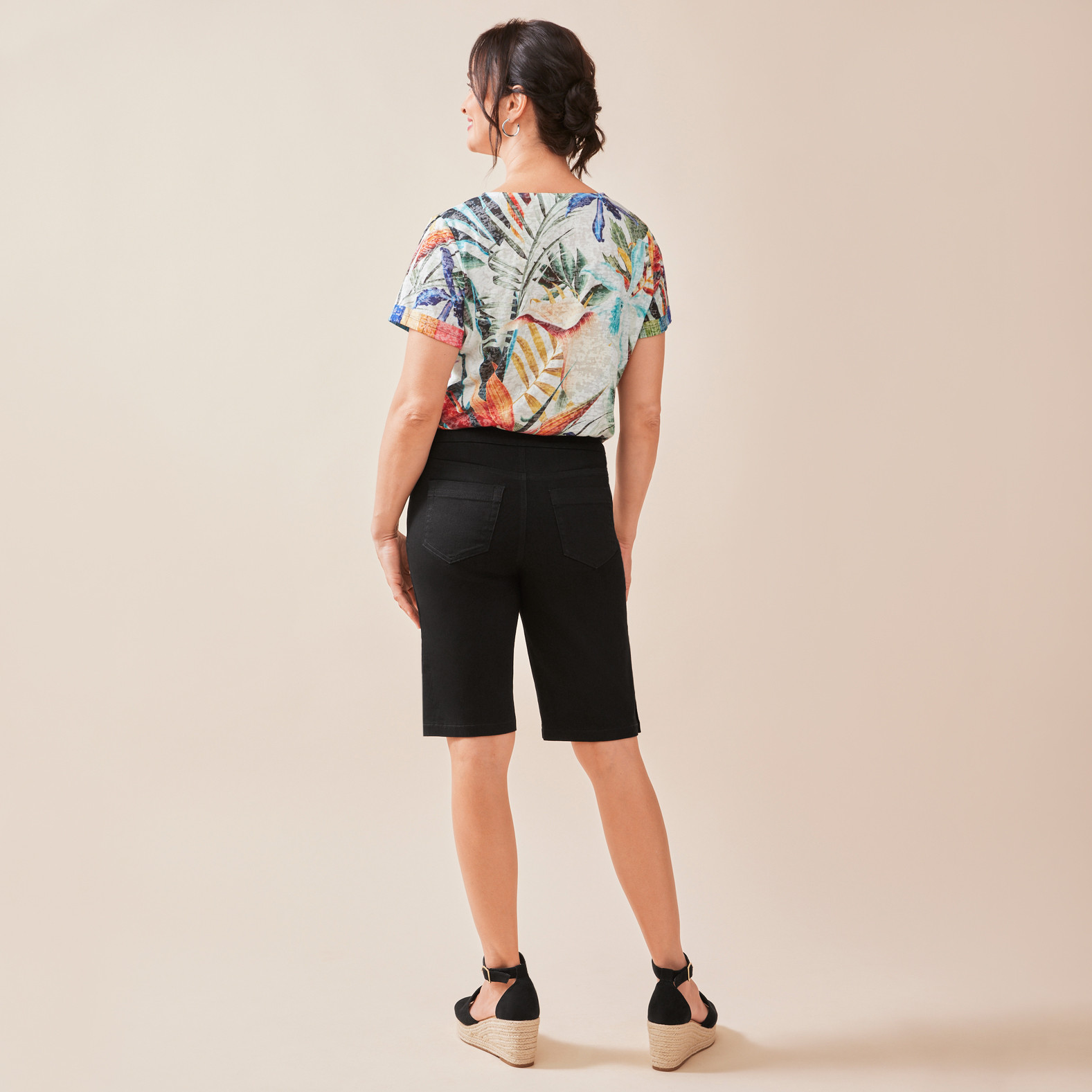 Comfort Bermuda Short Back View