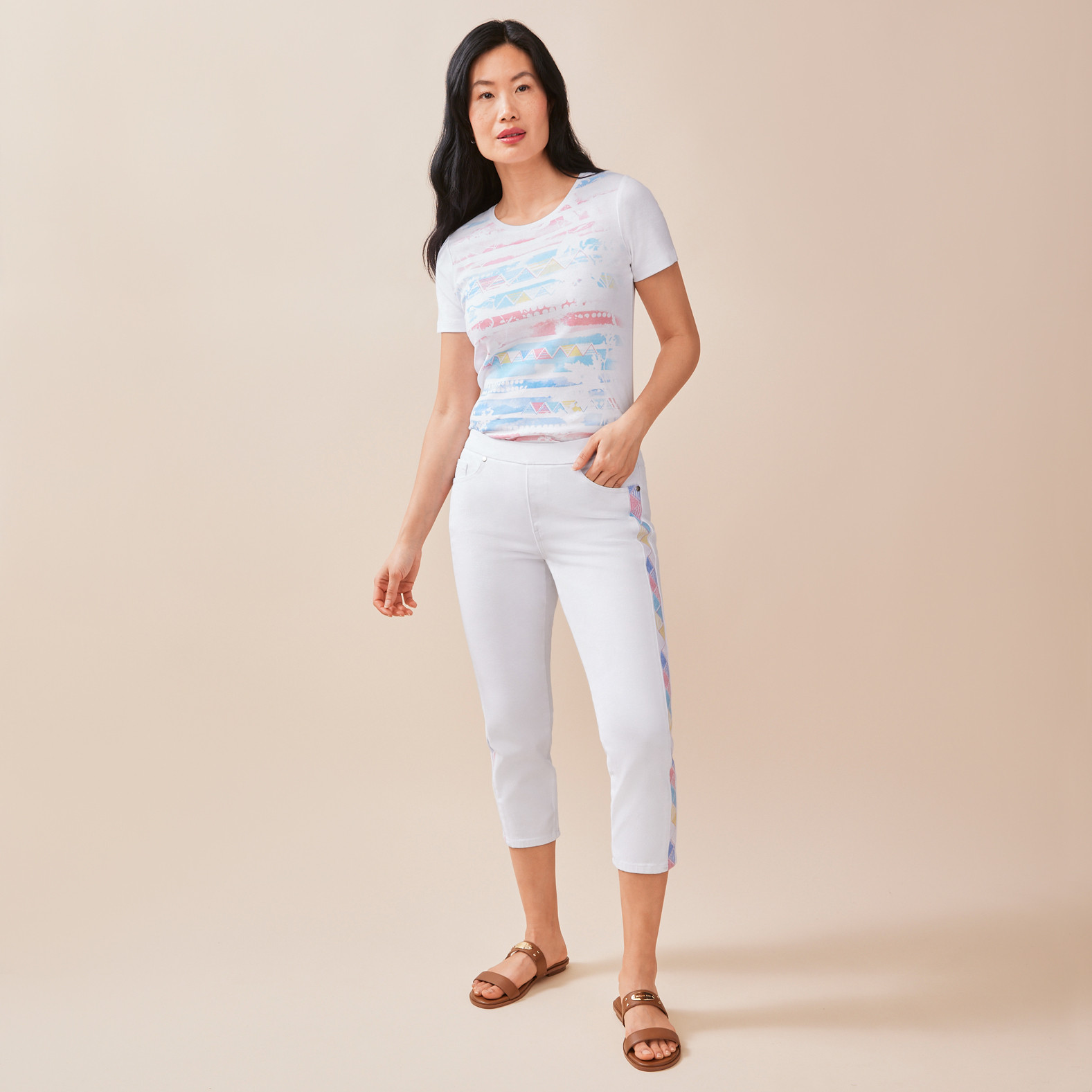 Embroidered Comfort Crop Pant