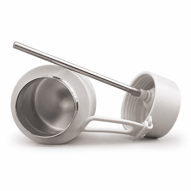 A drink bottle in white with a stainless steel straw, featuring a simple design and a lid attached by a handle.
