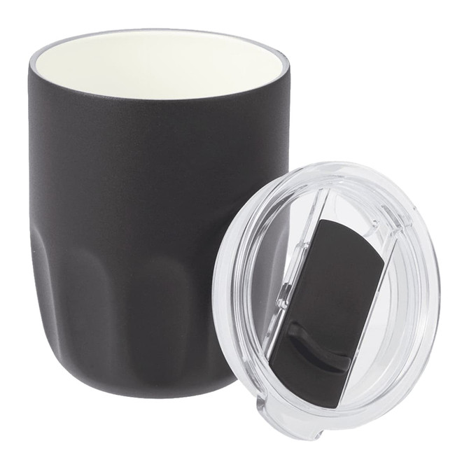 A drink bottle featuring a matte black exterior and a ceramic liner, accompanied by a clear lid.